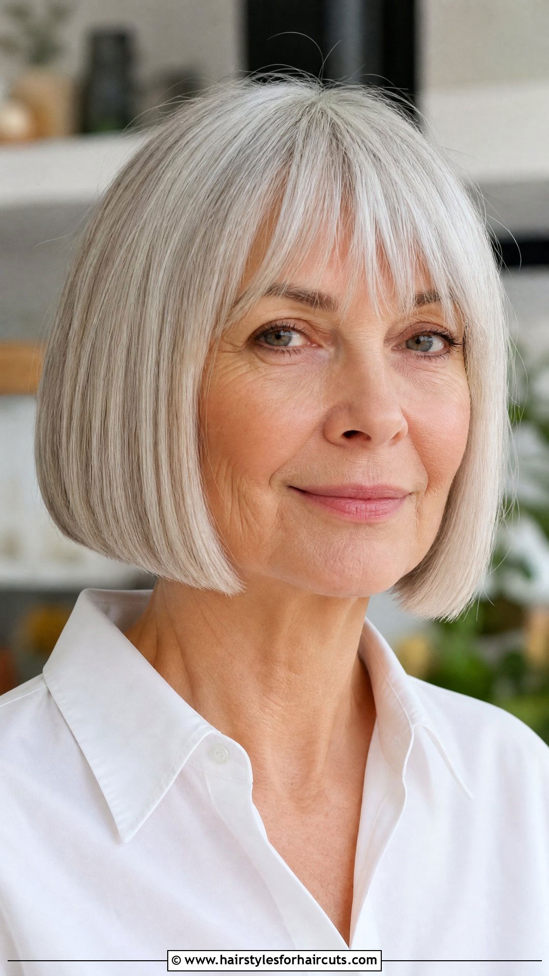 Chin Length Blunt Bob - 25 haircuts for thin hair women over 60 - 25 haircuts for thin hair women over 60