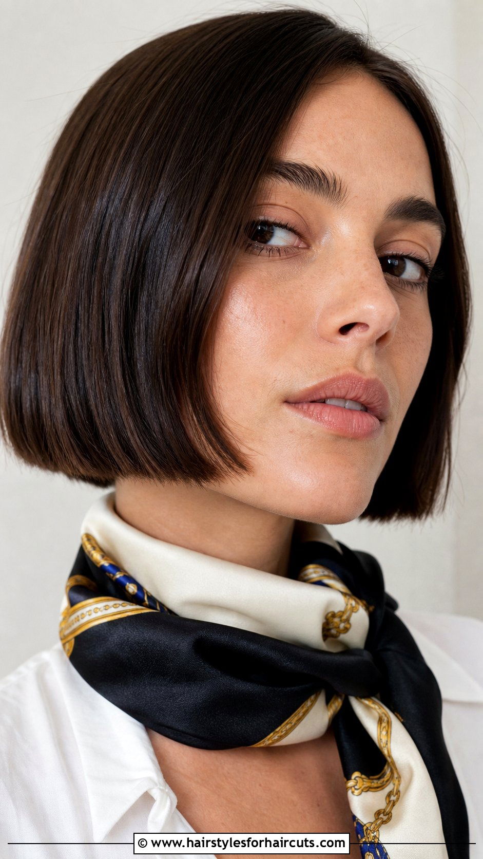 Chin Length Bob - 25 hairstyles for over 70 - 25 hairstyles for over 70