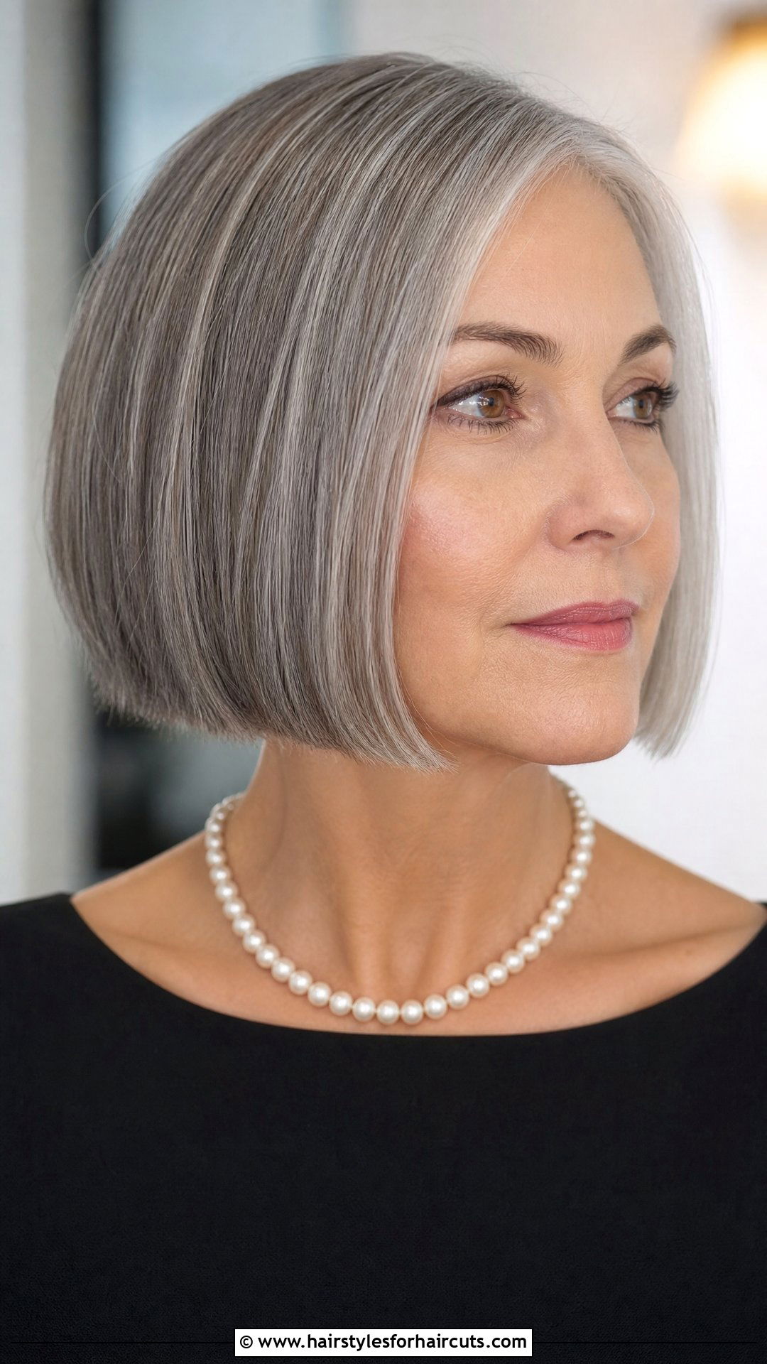 Chin Length Bob Gray Hair - 25 haircuts gray hair - 25 haircuts gray hair