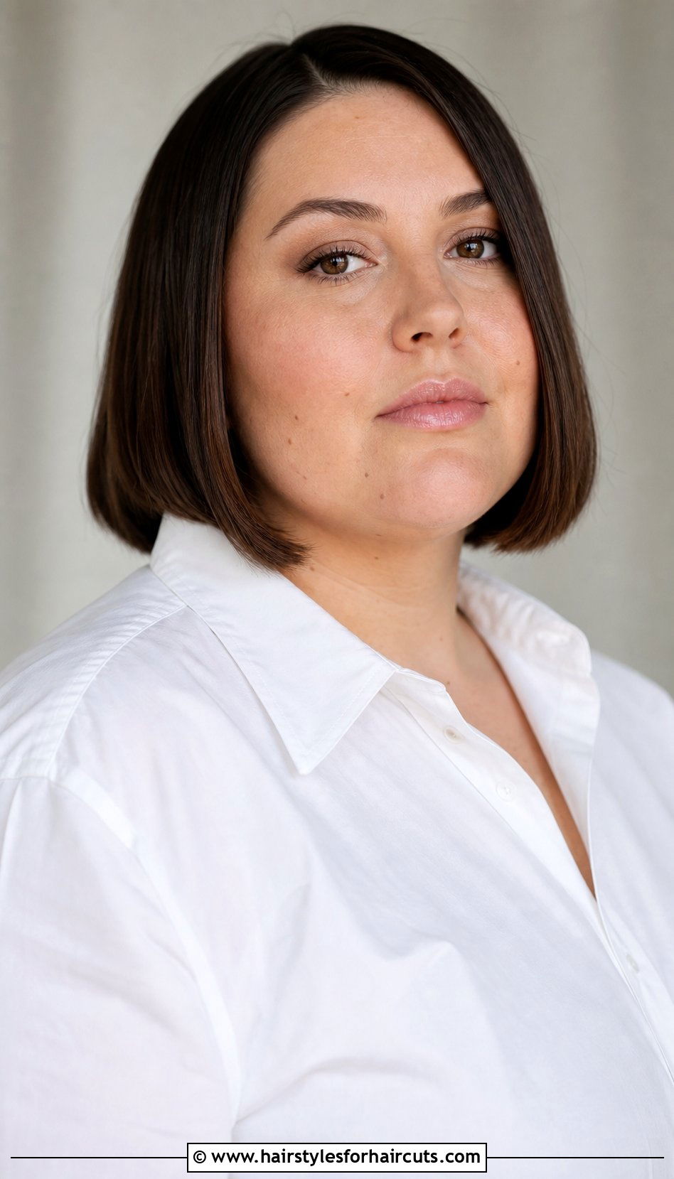 Chin Length Bob Haircut - 25 haircuts for plus size women - 25 haircuts for plus size women
