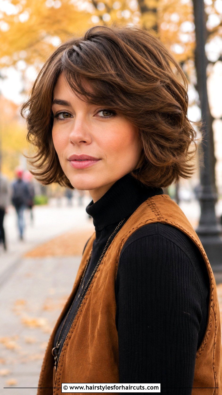 Chin Length Feathered Cut - 25 chin length hairstyles for women - 25 chin length hairstyles for women
