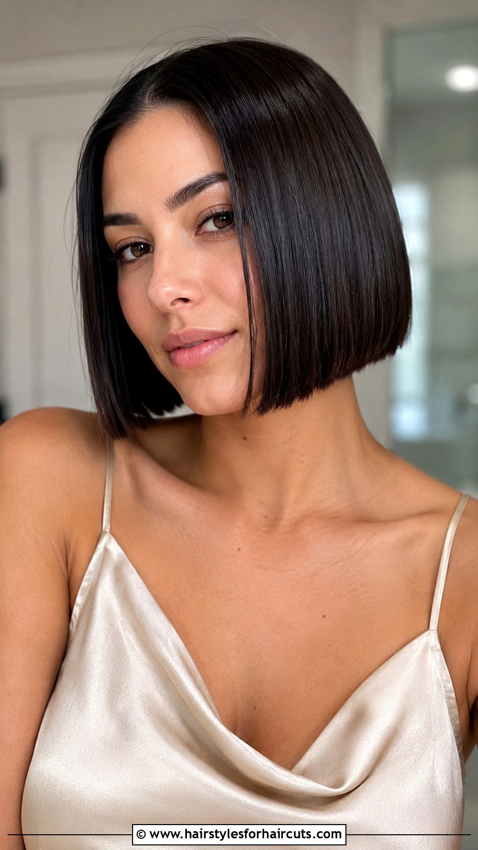 Chin Length Straight Haircut - 25 chin length hairstyles - 25 chin length hairstyles