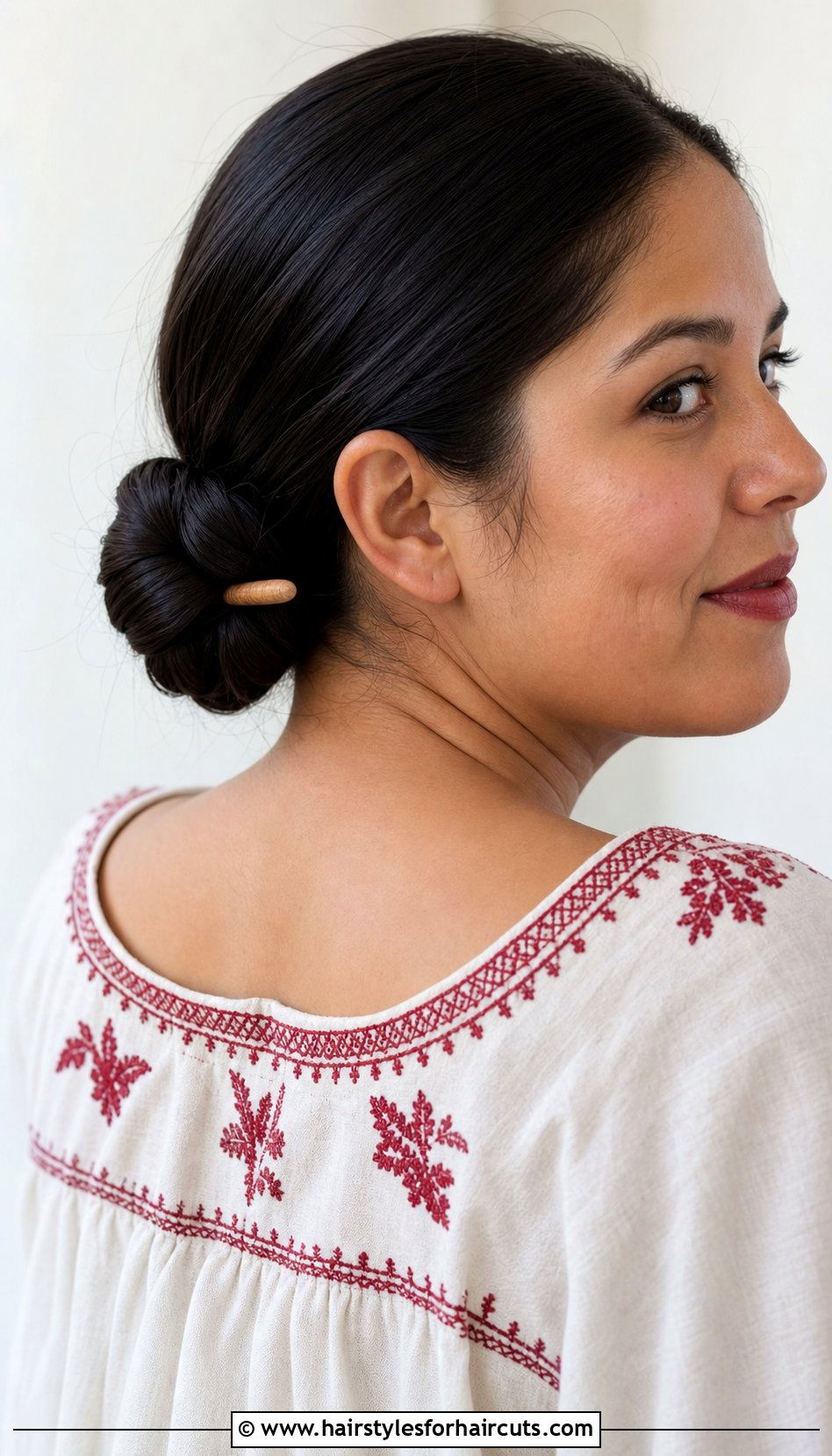 Chongo Tradicional Mexicano - 25 traditional mexican hairstyles - 25 traditional mexican hairstyles