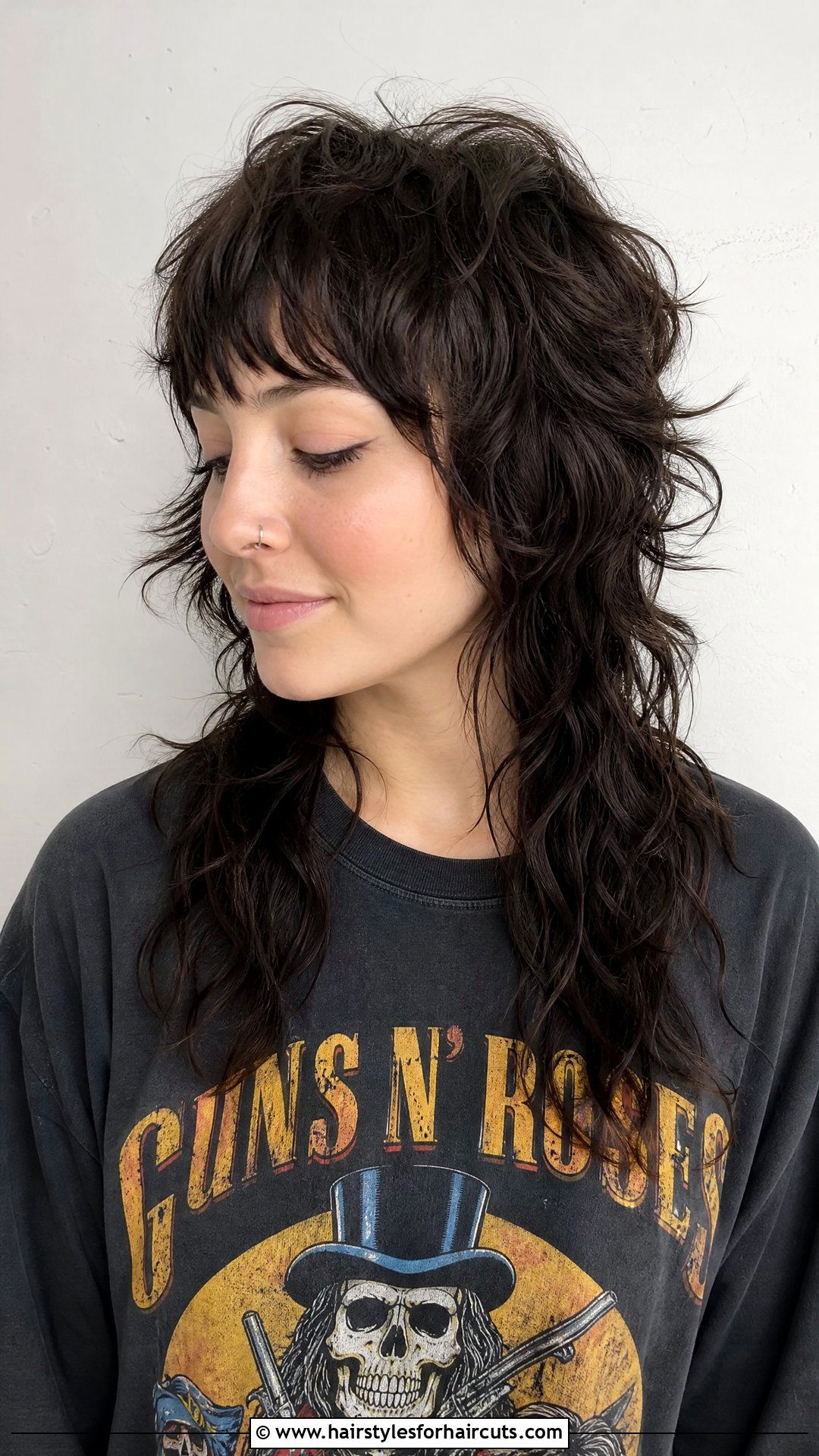 Chopped Wavy Mullet - 25 2b curly hairstyles - 25 2b curly hairstyles
