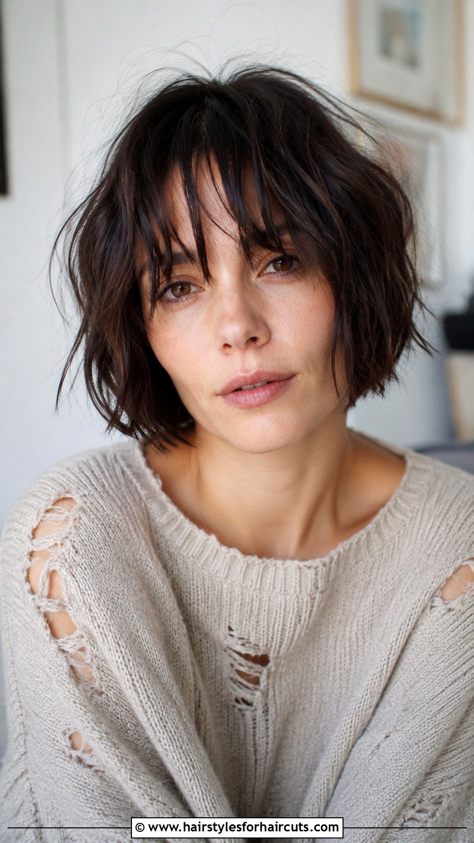Choppy Bob - 25 bob haircuts dark hair - 25 bob haircuts dark hair