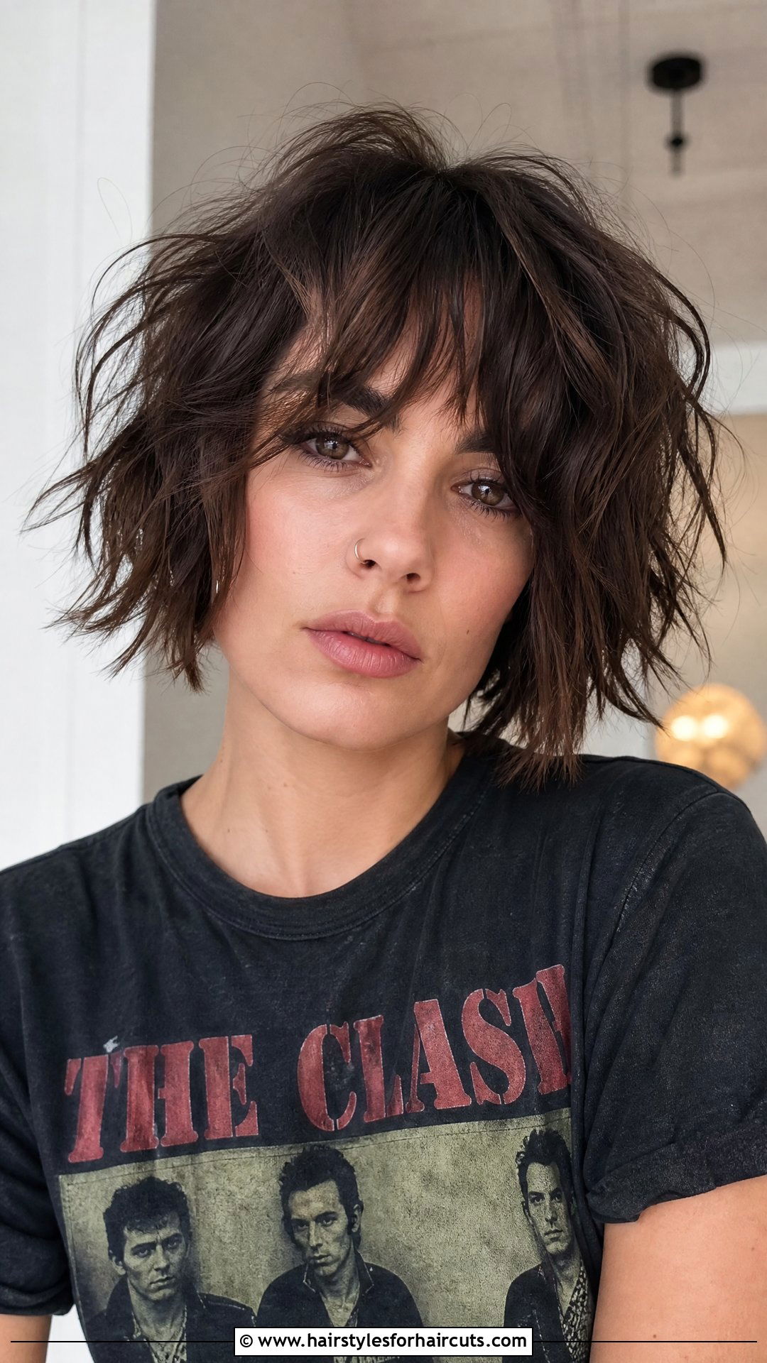 Choppy Bob - 25 haircuts for fine straight hair women - 25 haircuts for fine straight hair women