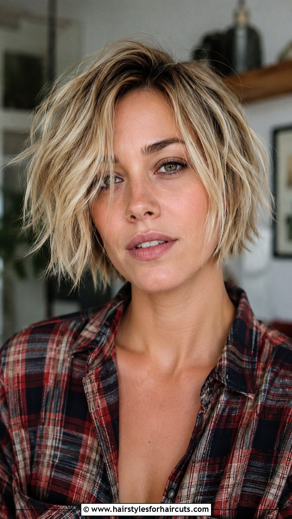 Choppy Bob Blonde Haircut - 25 haircuts for blonde hair - 25 haircuts for blonde hair