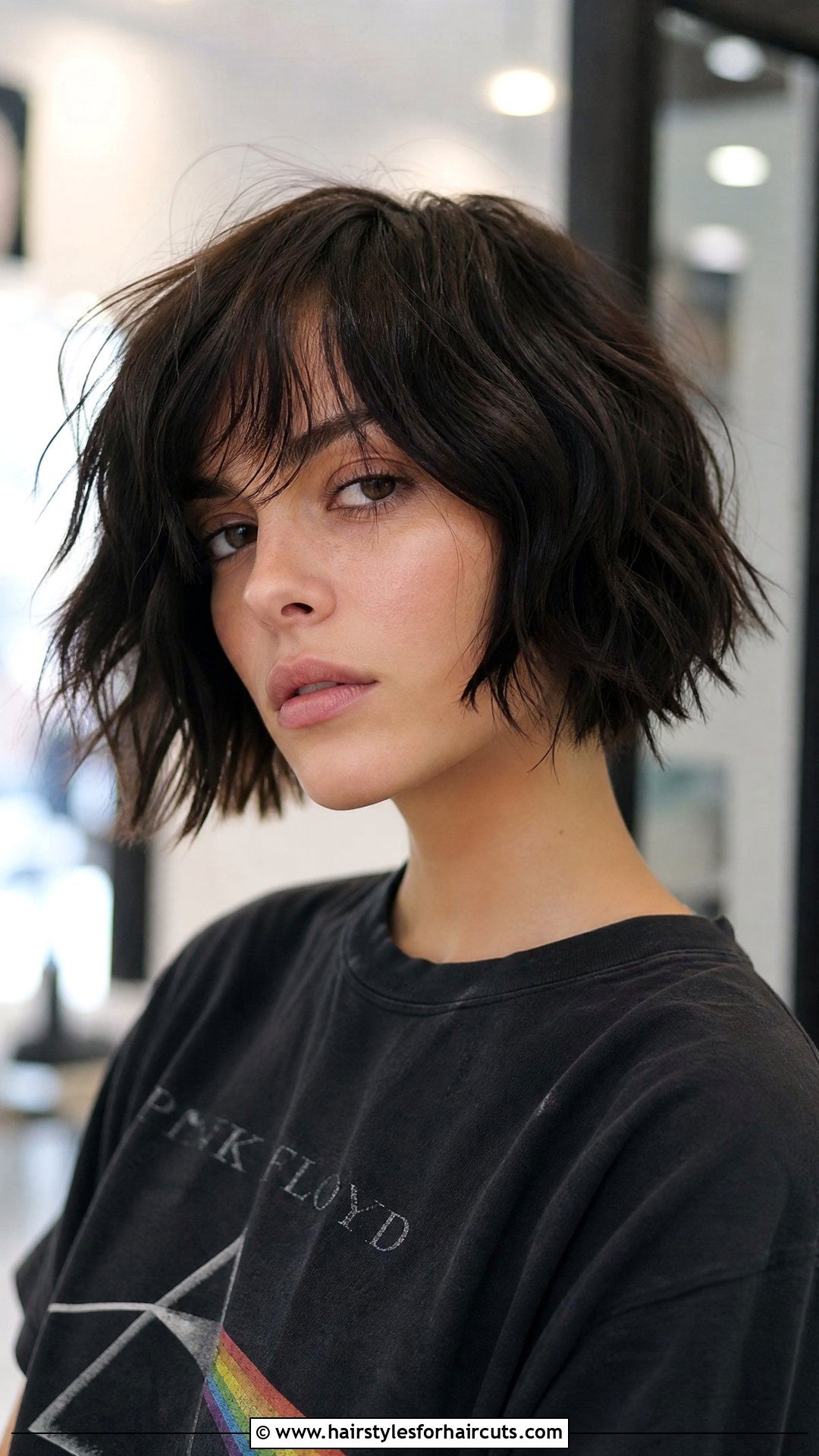 Choppy Bob Haircut For Dark Hair - 25 haircuts for dark hair - 25 haircuts for dark hair