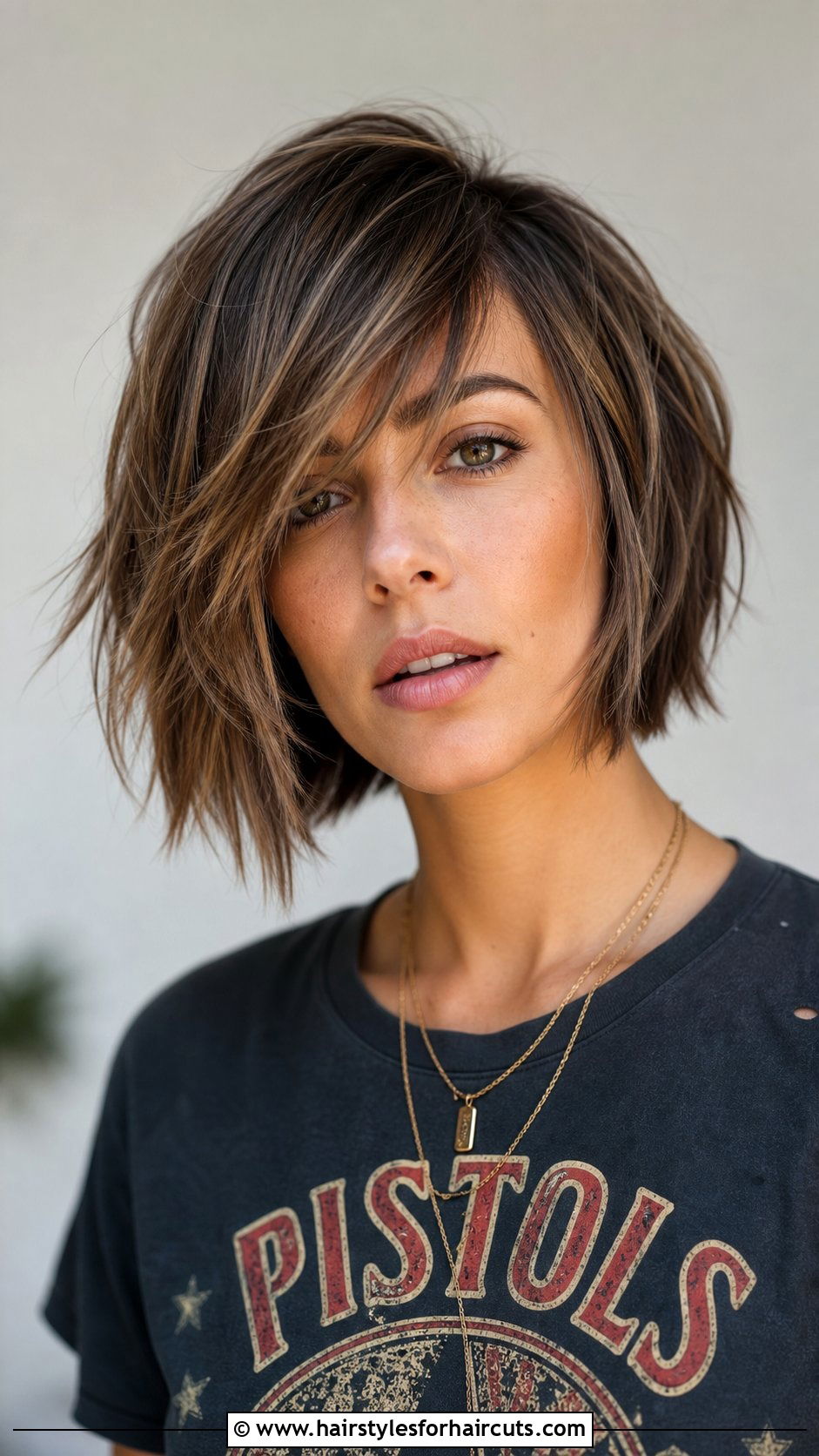Choppy Bob With Side Bangs - 25 side bangs hairstyles - 25 side bangs hairstyles