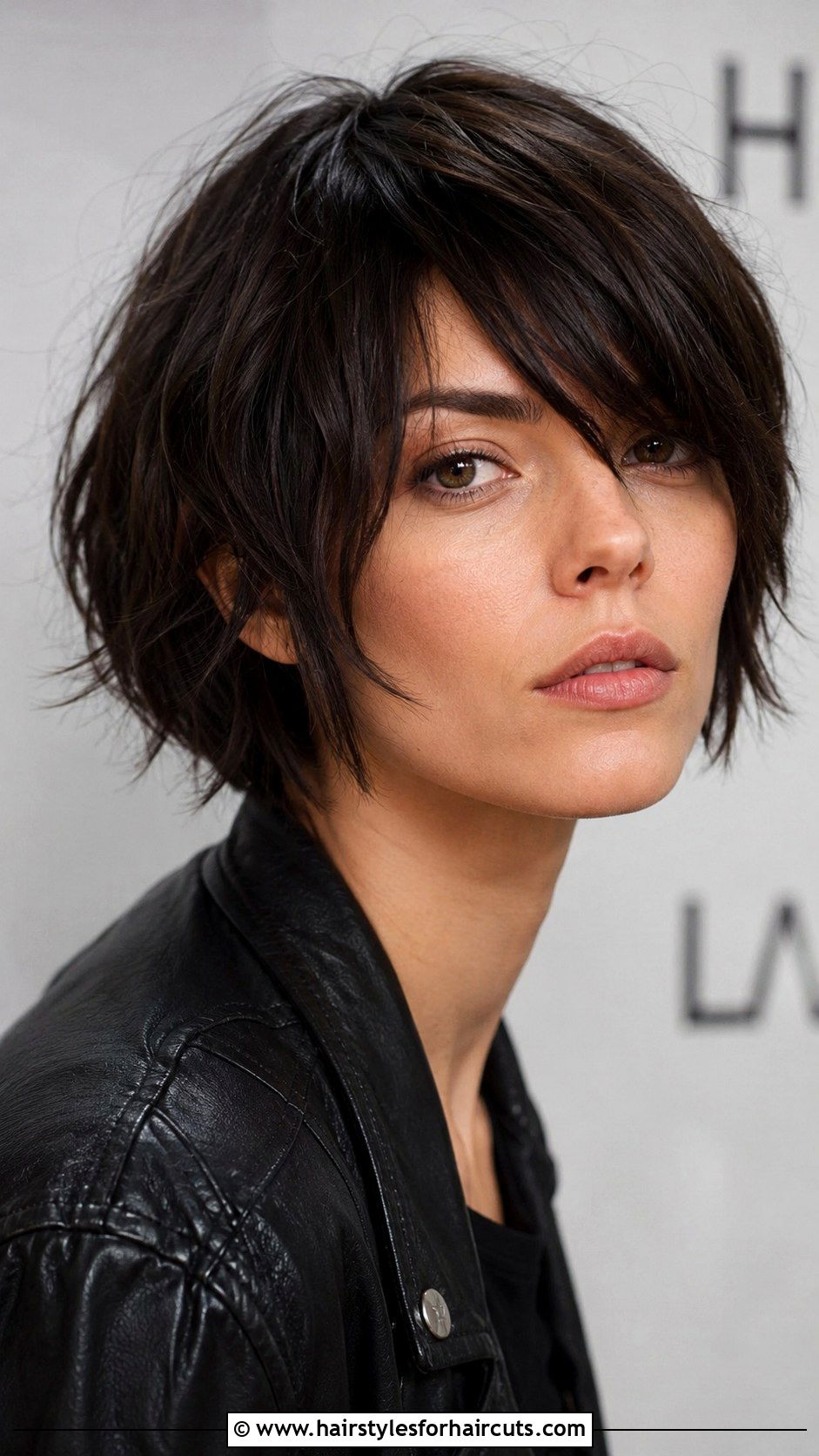 Choppy Bob With Side Fringe - 25 side fringe hairstyles - 25 side fringe hairstyles