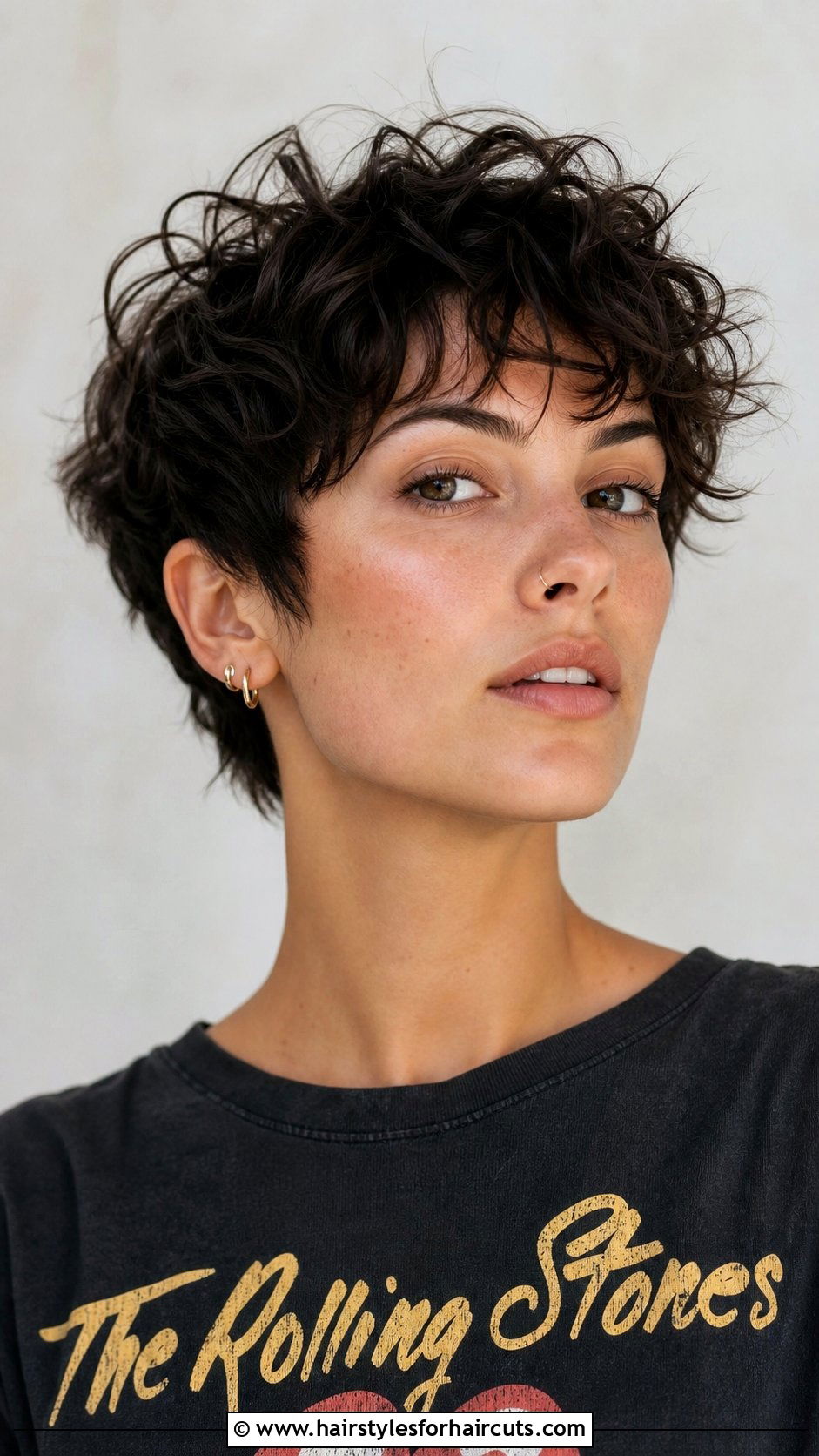 Choppy Curly Pixie - 25 frizzy hair edgy short curly haircuts - 25 frizzy hair edgy short curly haircuts