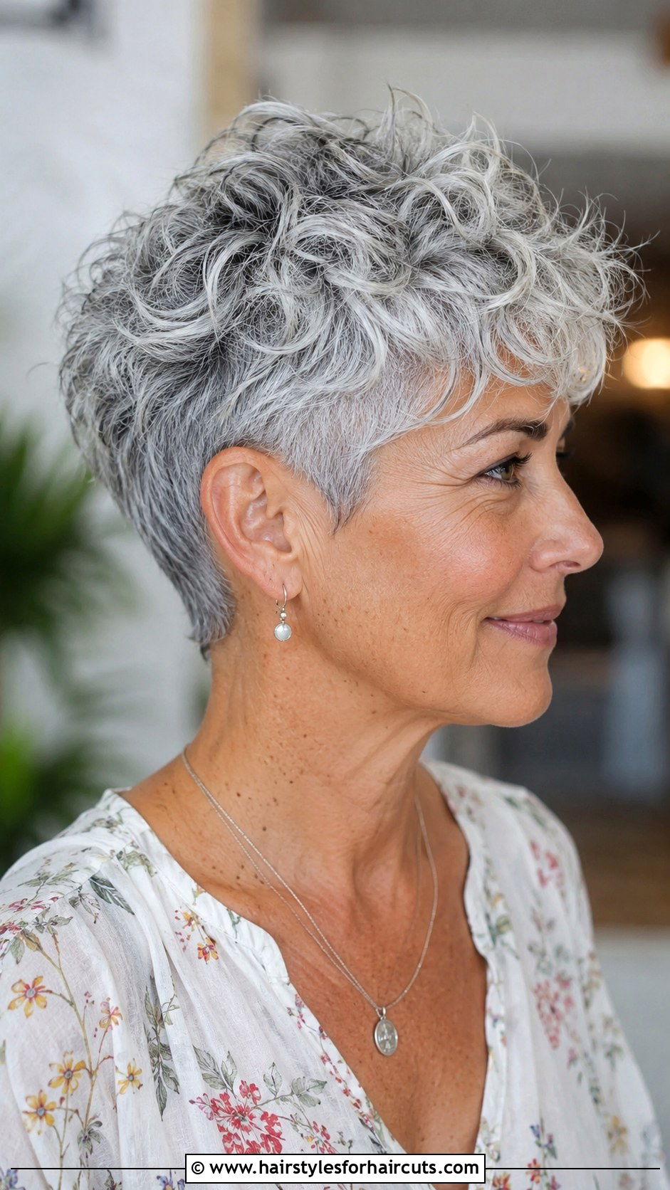 Choppy Curly Pixie Cut - 25 choppy short curly hairstyles for grey hair - 25 choppy short curly hairstyles for grey hair