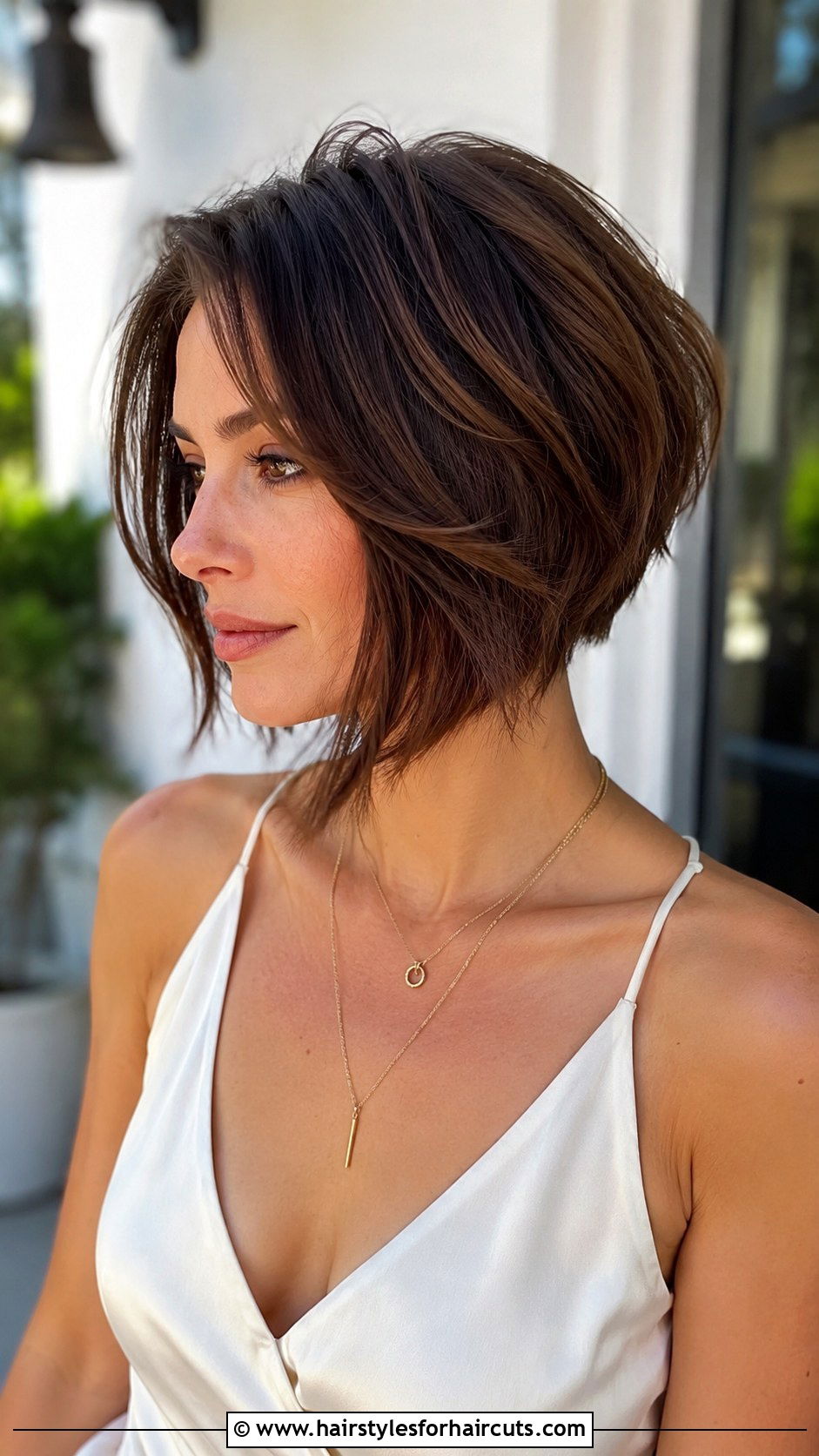 Choppy Inverted Bob - 25 choppy haircuts for thin hair - 25 choppy haircuts for thin hair