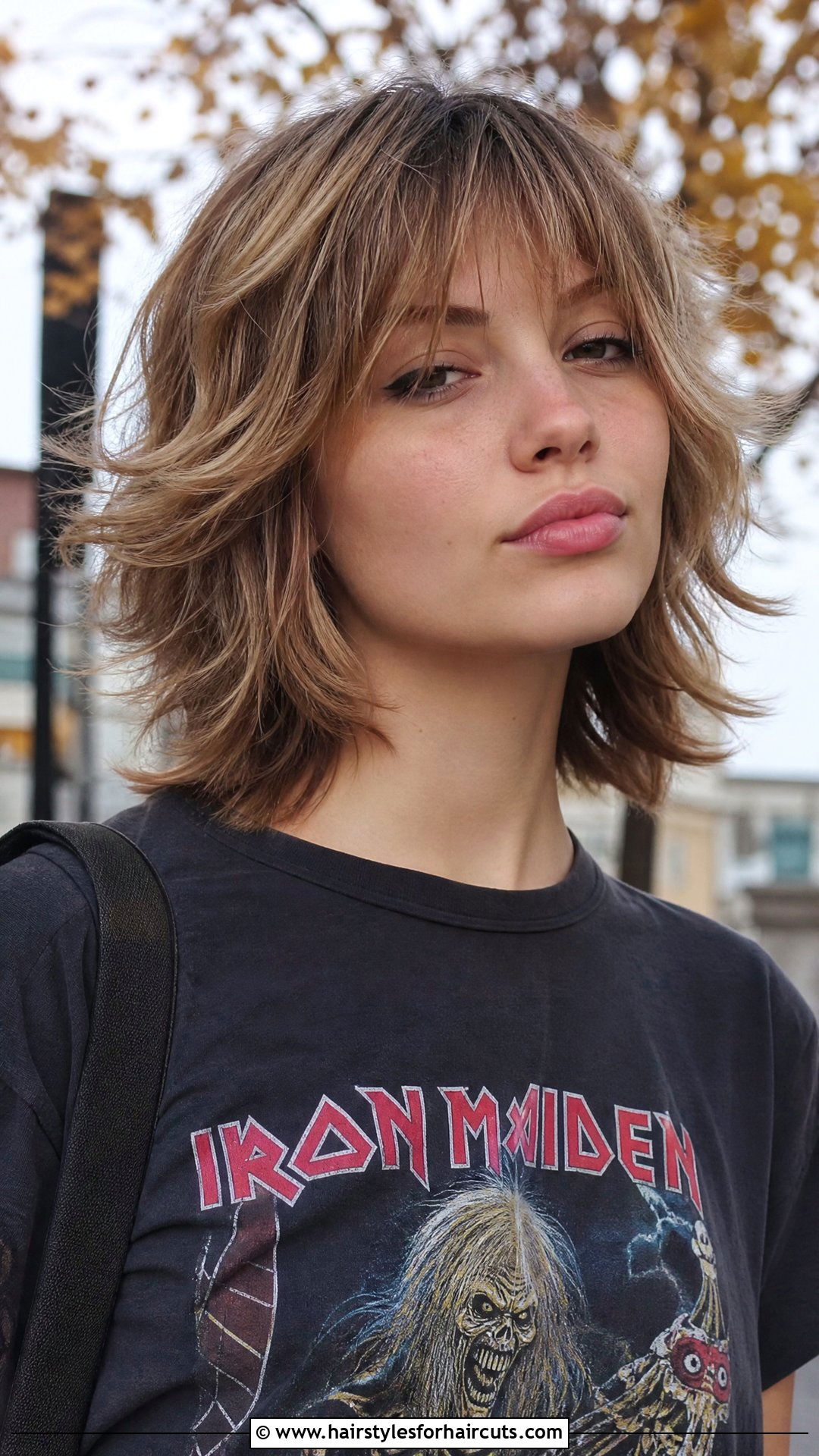 Choppy Layered Y2K Cut - 25 y2k hairstyles - 25 y2k hairstyles