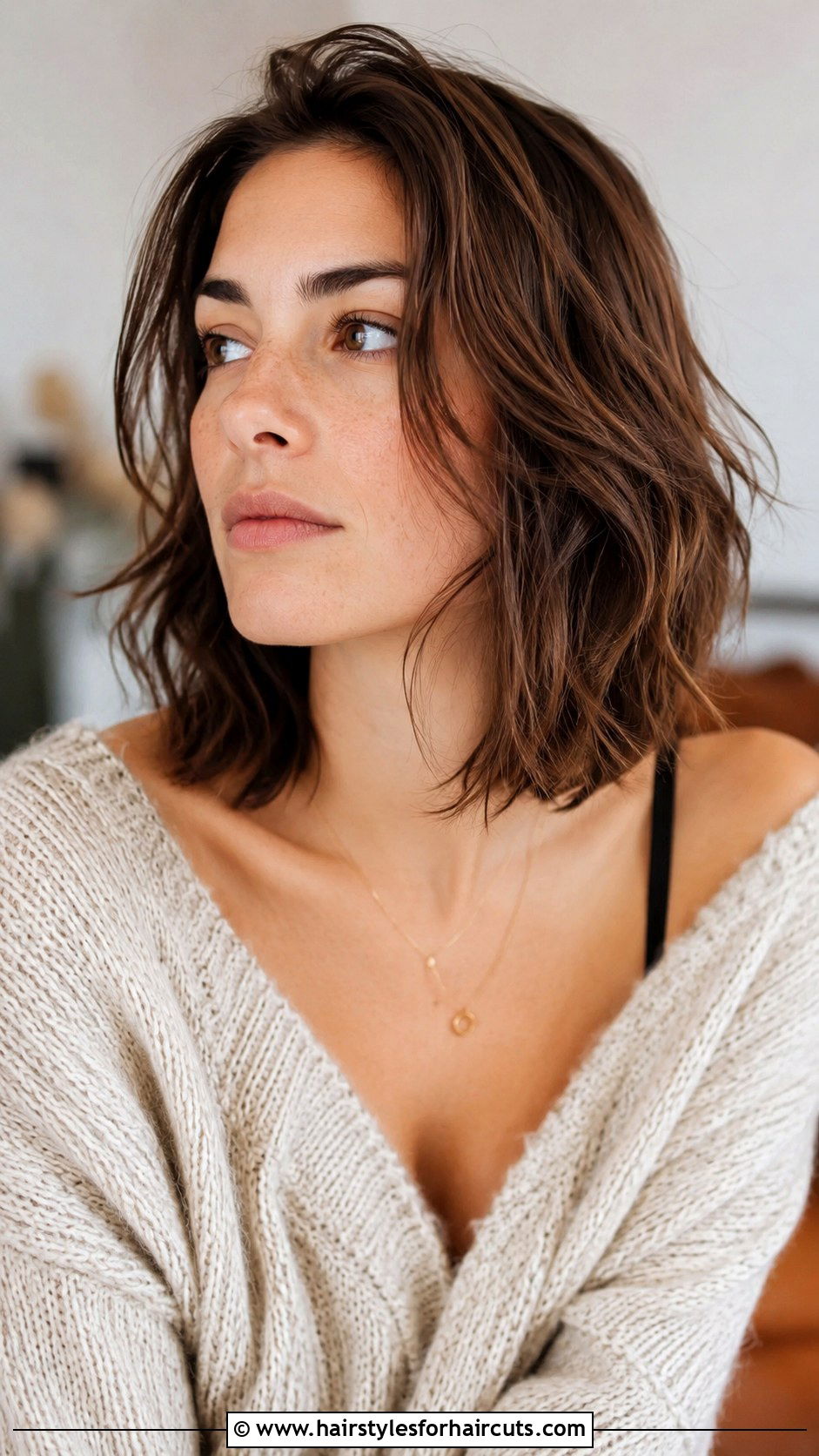 Choppy Lob Haircut - 25 low maintenance haircuts for thick straight hair - 25 low maintenance haircuts for thick straight hair