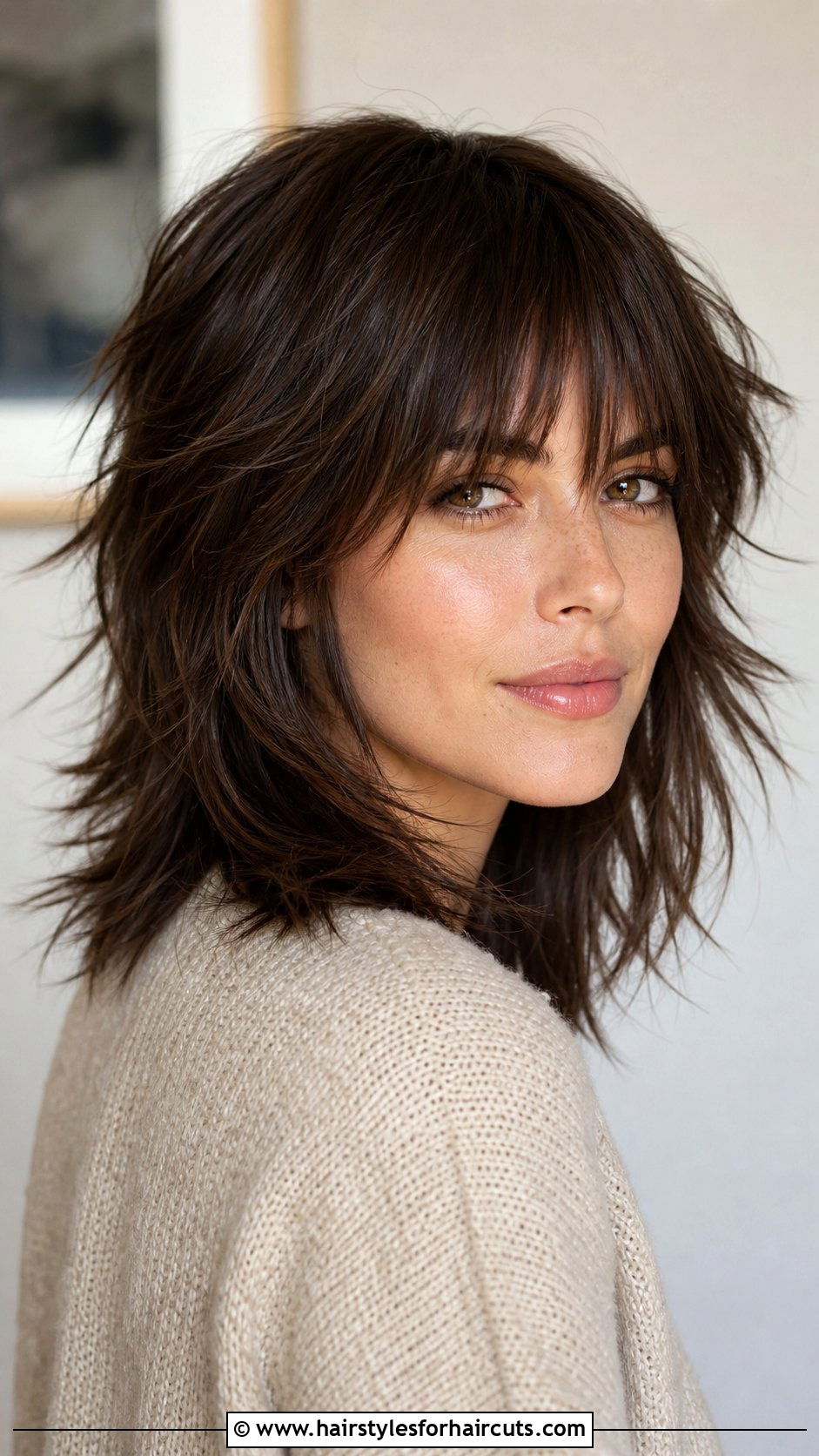 Choppy Medium Layers - 25 haircuts for medium length thin hair - 25 haircuts for medium length thin hair