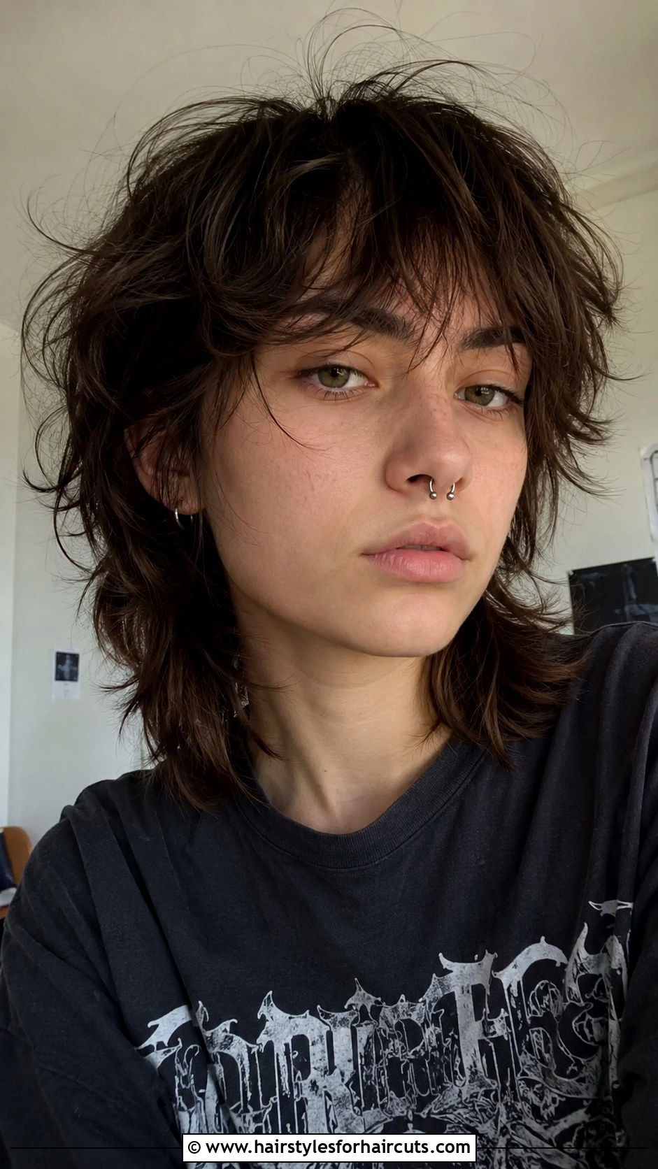 Choppy Mid Length - 25 non binary haircuts straight hair - 25 non binary haircuts straight hair