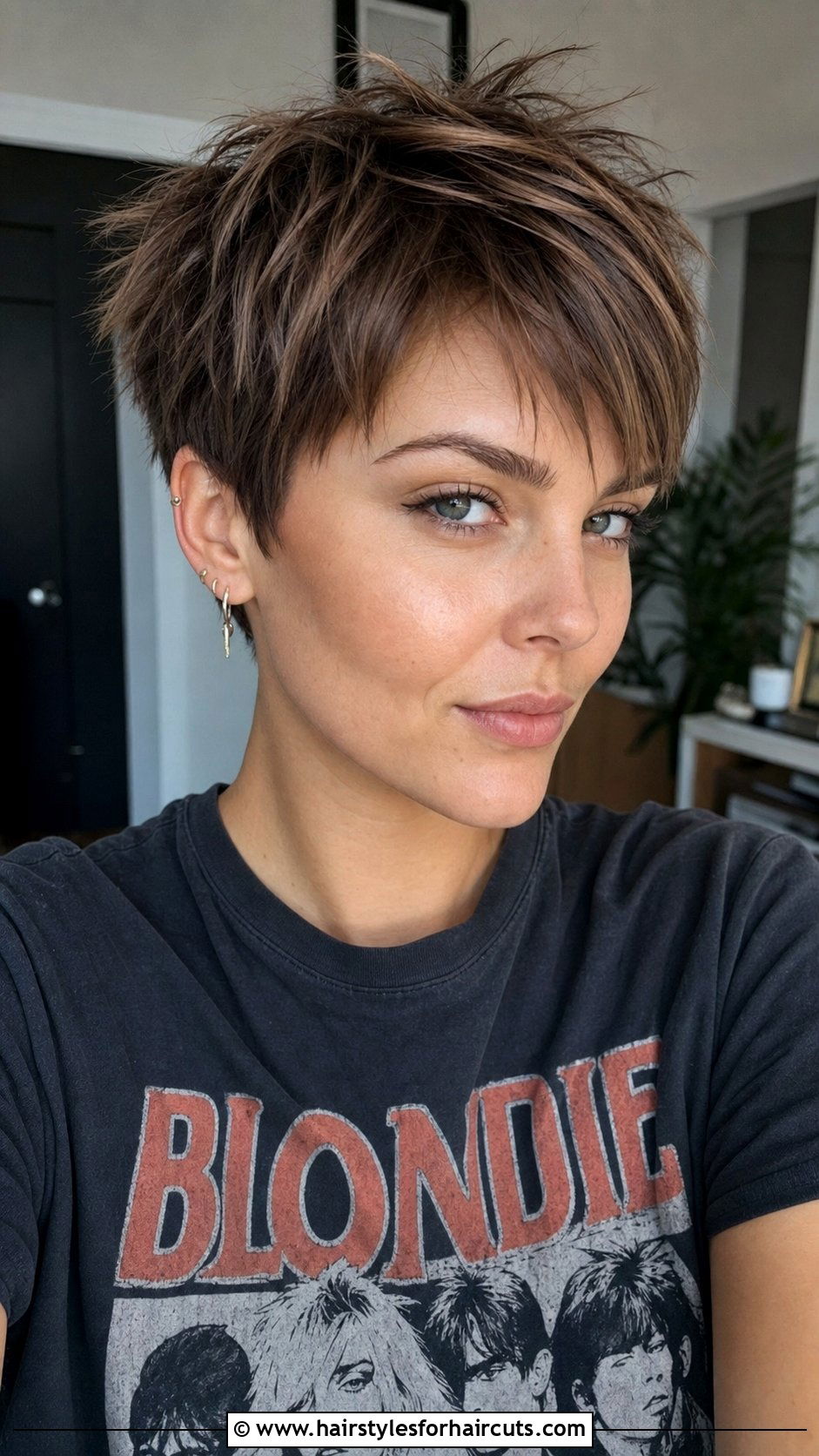 Choppy Pixie Cut - 25 types of haircuts for short hair - 25 types of haircuts for short hair