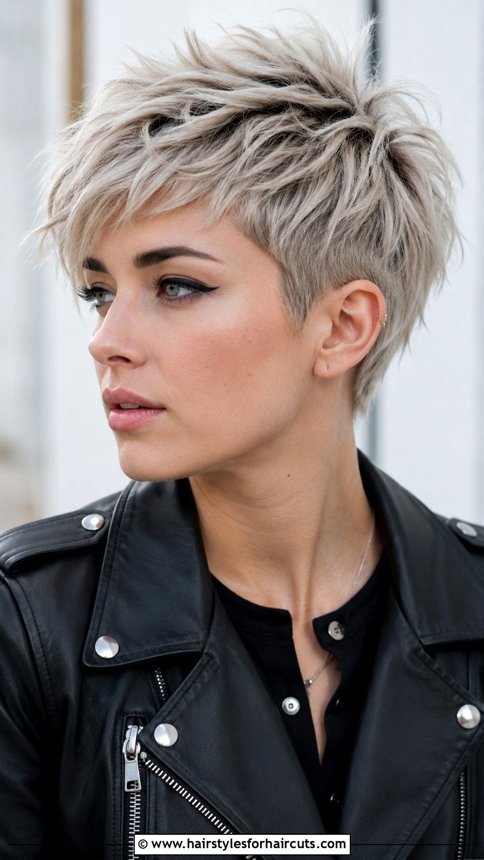 Choppy Pixie Cut - 25 girls with short hairstyles - 25 girls with short hairstyles