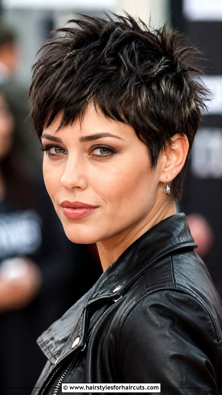 Choppy Pixie Grey Hair - 25 haircuts for grey hair women - 25 haircuts for grey hair women