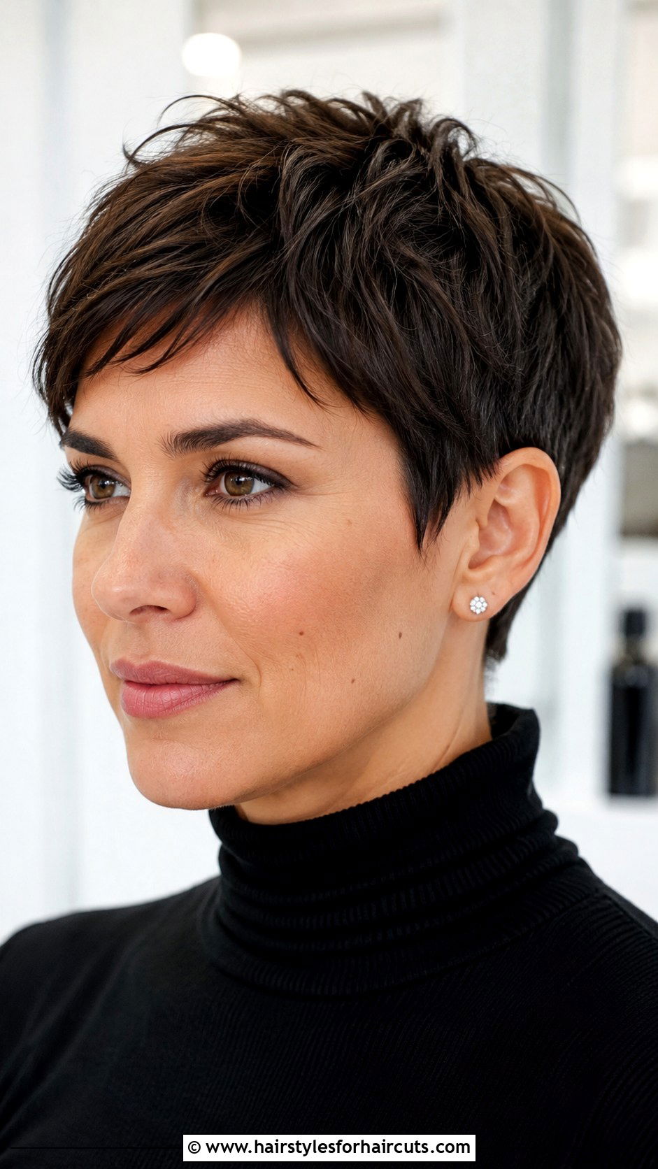 Choppy Pixie Haircut For Redheads - 25 haircuts for redheads with thick hair - 25 haircuts for redheads with thick hair