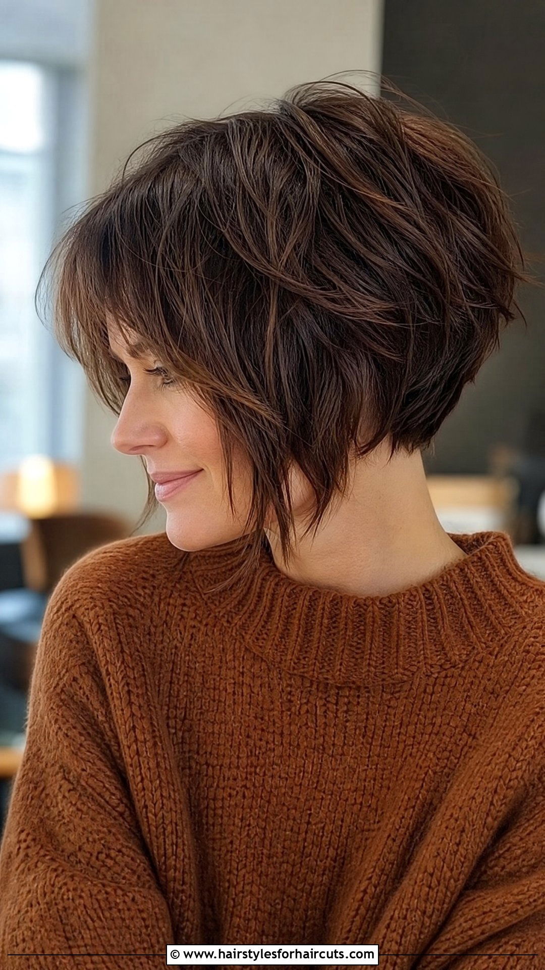 Choppy Short Inverted Bob - 25 choppy short haircuts - 25 choppy short haircuts