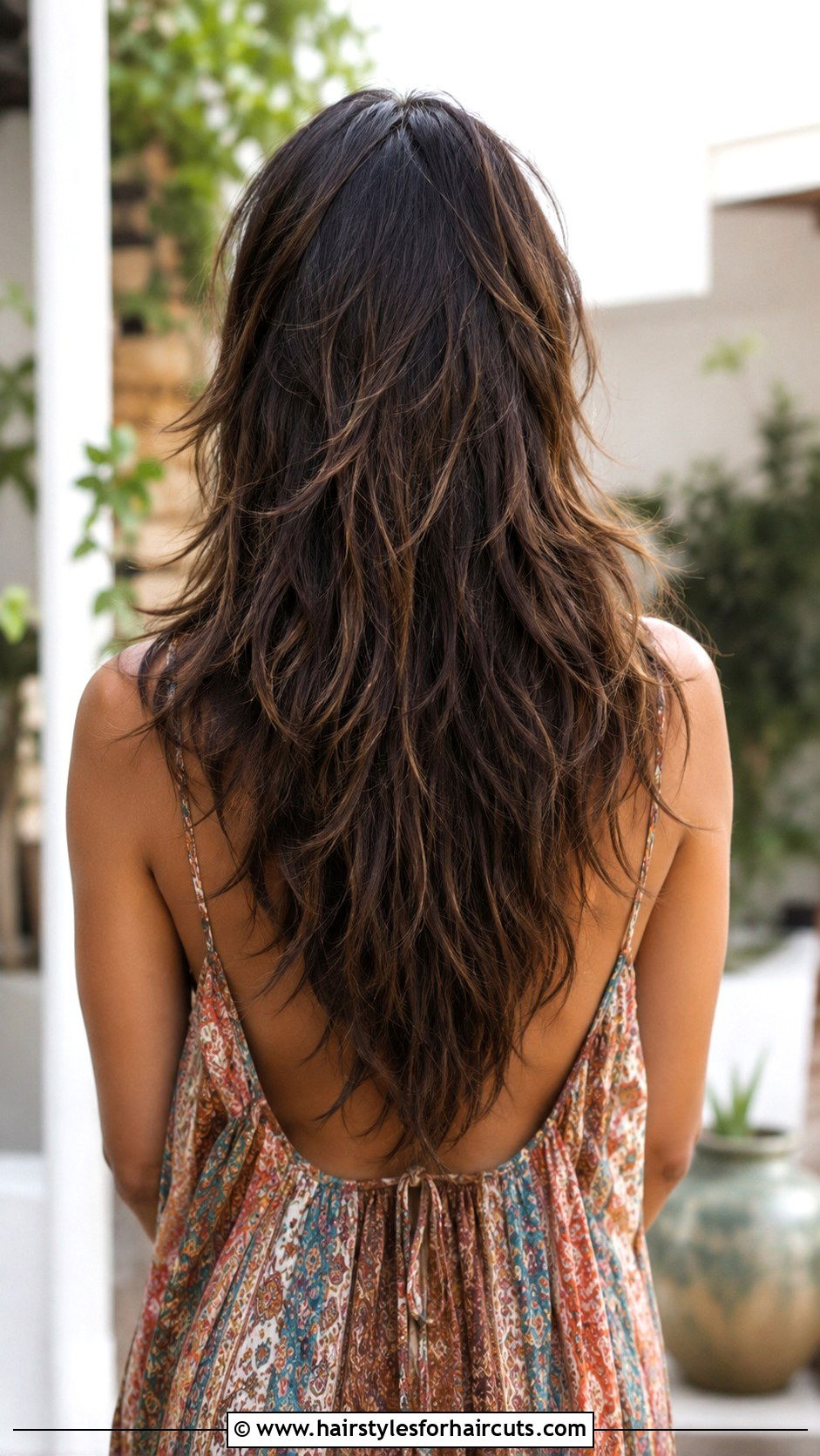 Choppy V Cut Long Hair - 25 choppy hairstyles for thick hair - 25 choppy hairstyles for thick hair