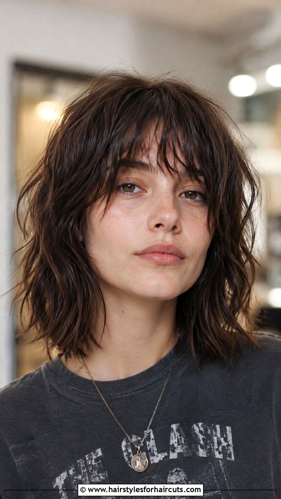 Choppy Wavy Lob Haircut - 25 wavy hair medium length haircuts - 25 wavy hair medium length haircuts