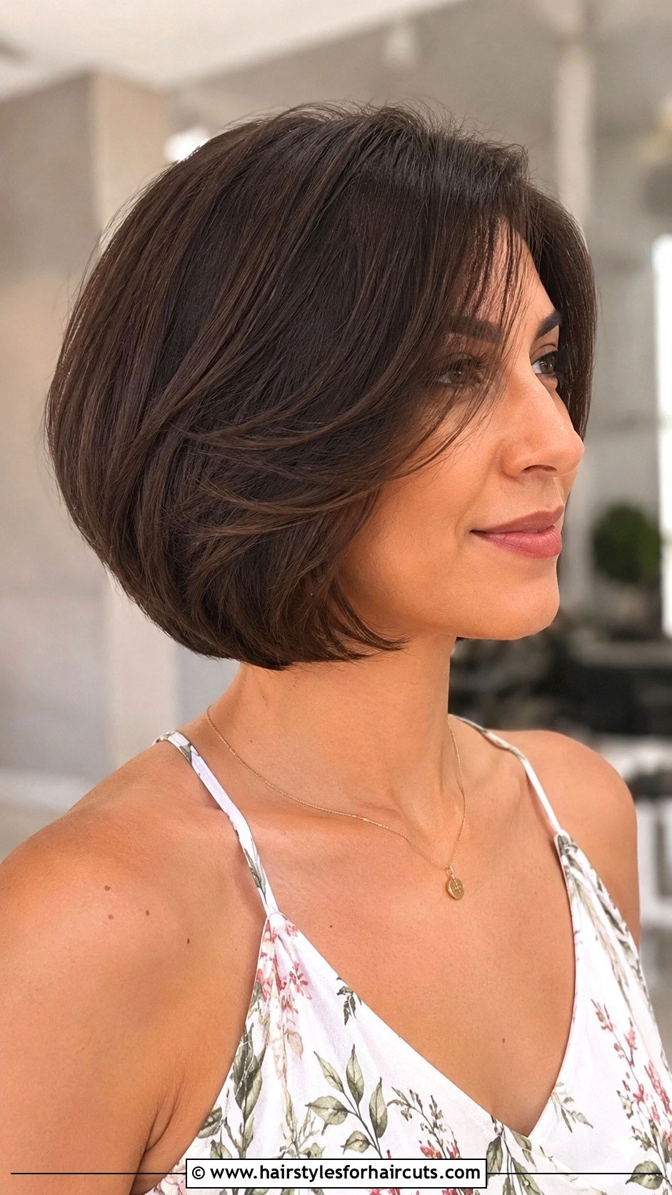 Chunky Layered Medium Hair - 25 bulk haircuts - 25 bulk haircuts