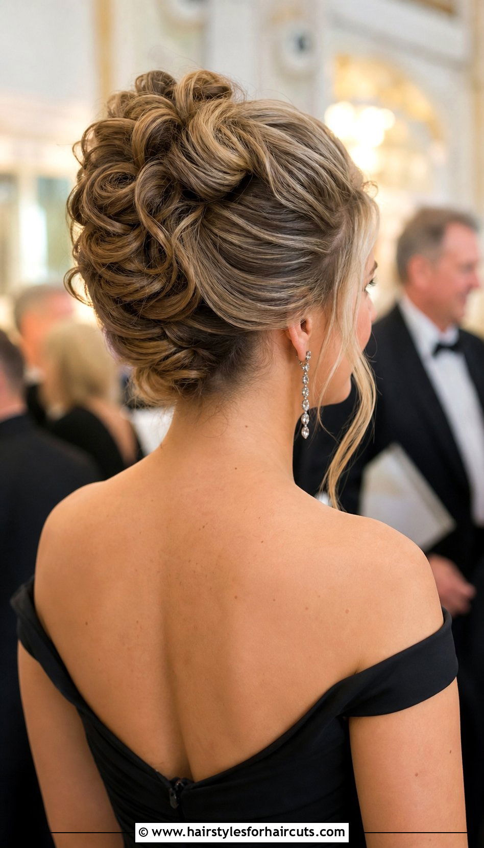 Classic Curly French Twist Wedding Hair - 25 wedding hairstyles curls - 25 wedding hairstyles curls