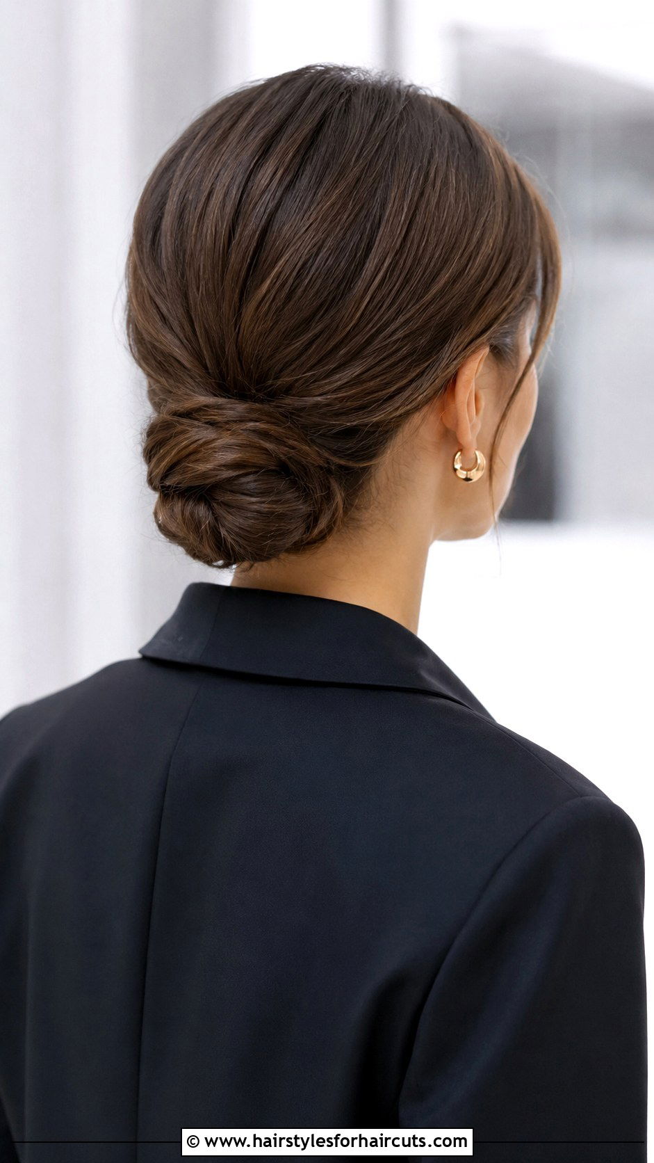 Classic Long Chignon Updo - 25 classic hairstyles for long hair - 25 classic hairstyles for long hair