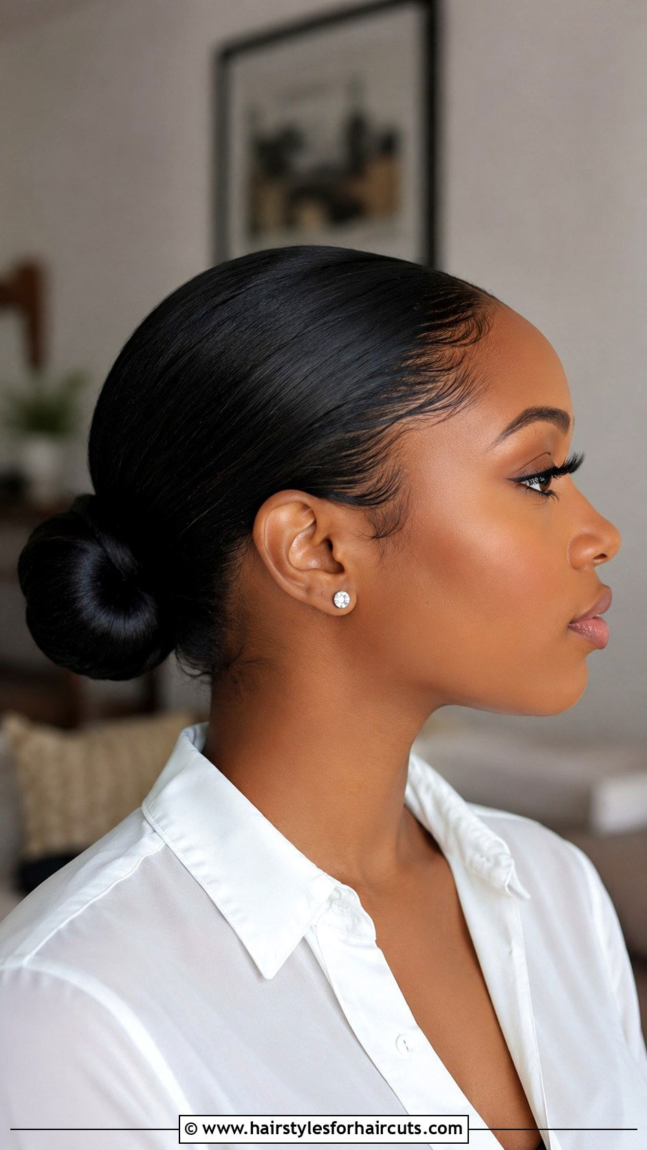 Claw Clip French Twist - 25 hairstyles for back to school - 25 hairstyles for back to school