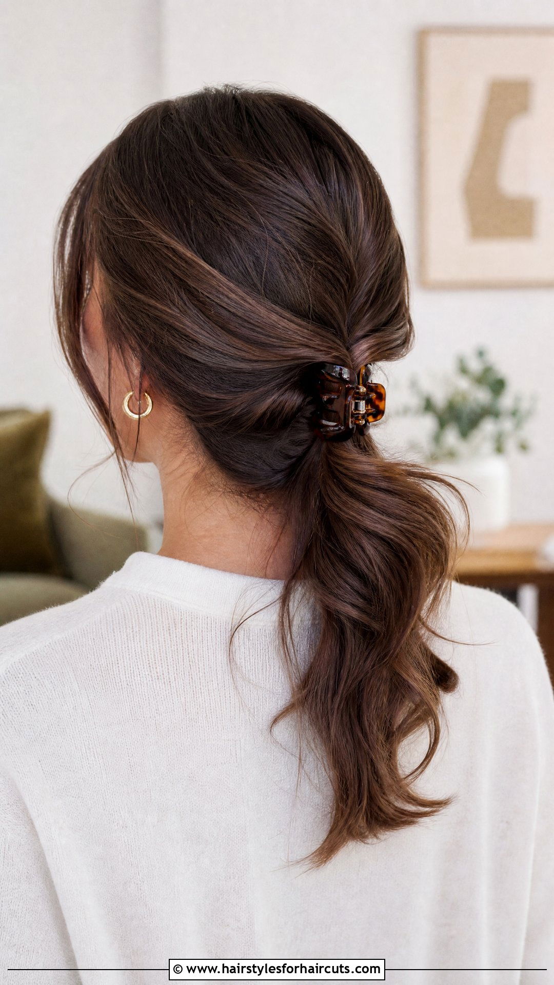Claw Clip Twisted Low Ponytail - 25 clip hairstyles for medium hair - 25 clip hairstyles for medium hair