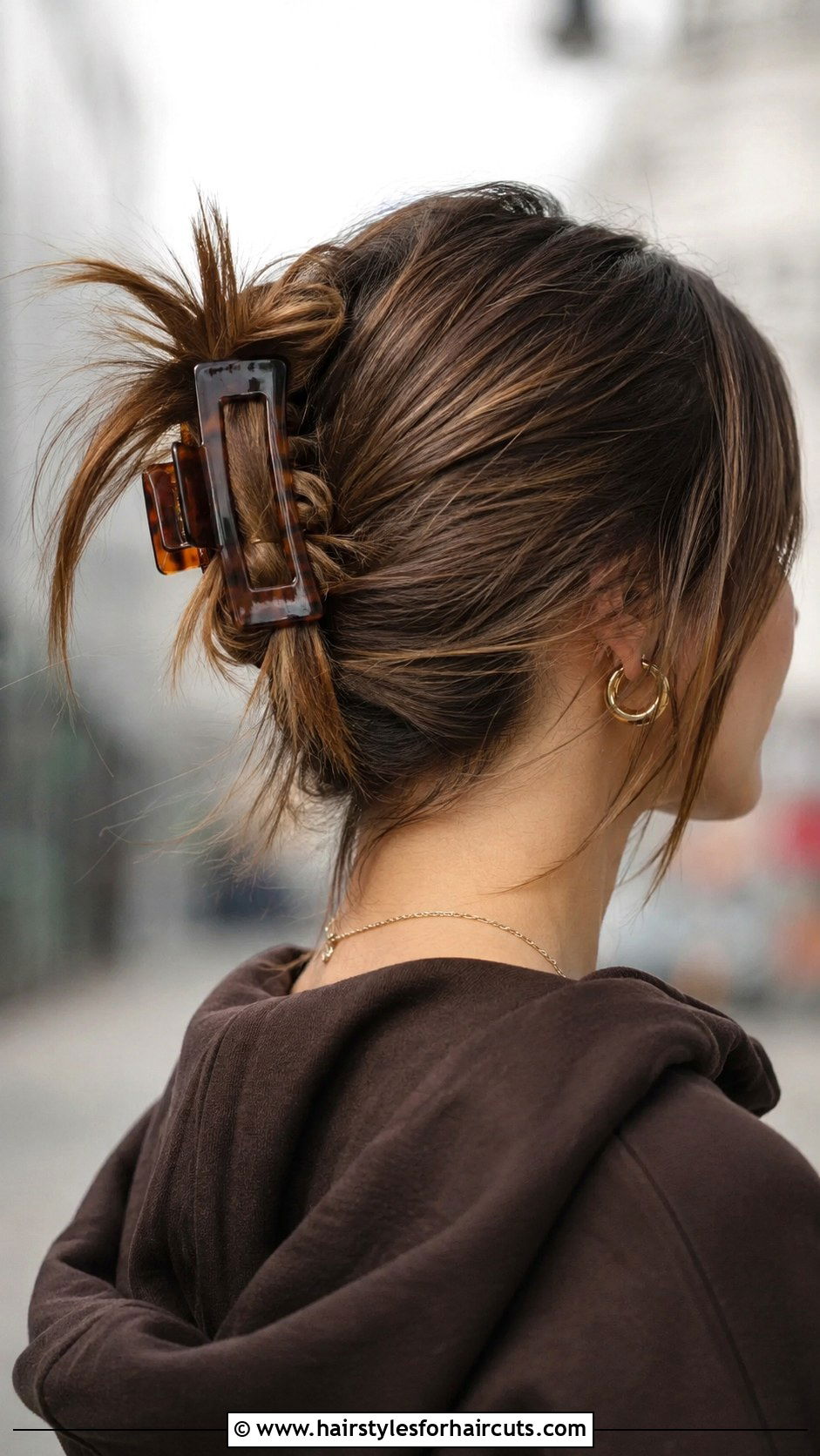 Claw Clip Updo - 25 hairstyles when growing out hair - 25 hairstyles when growing out hair