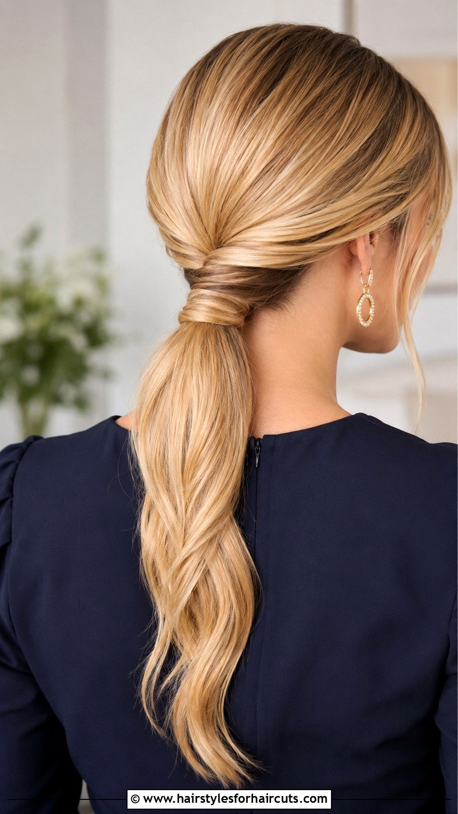 Clean Twisted Ponytail - 25 court hairstyles - 25 court hairstyles