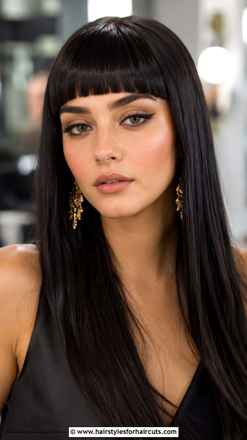 Cleopatra Straight Bangs - 25 egyptian hairstyles - 25 egyptian hairstyles