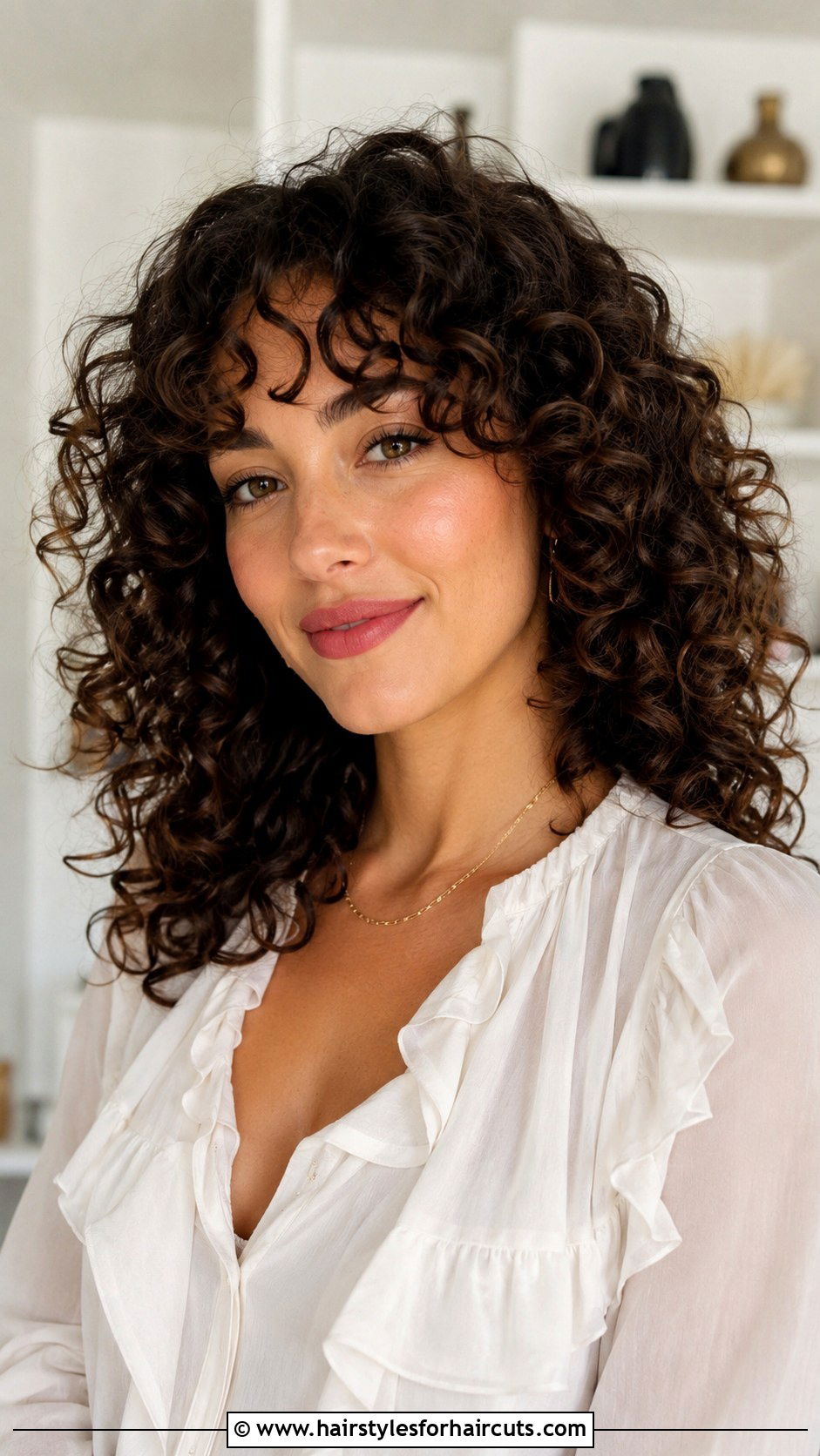 Cluster Curls - 25 50s hairstyles - 25 50s hairstyles
