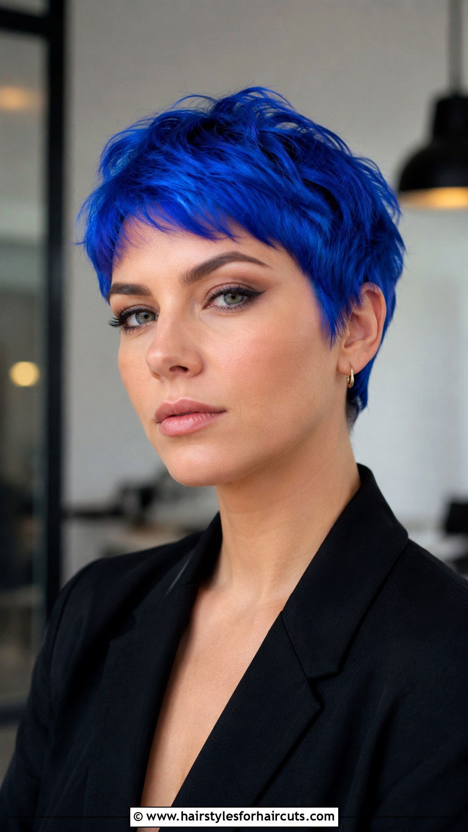 Cobalt Blue Short Hair - 25 dark blue hairstyles - 25 dark blue hairstyles