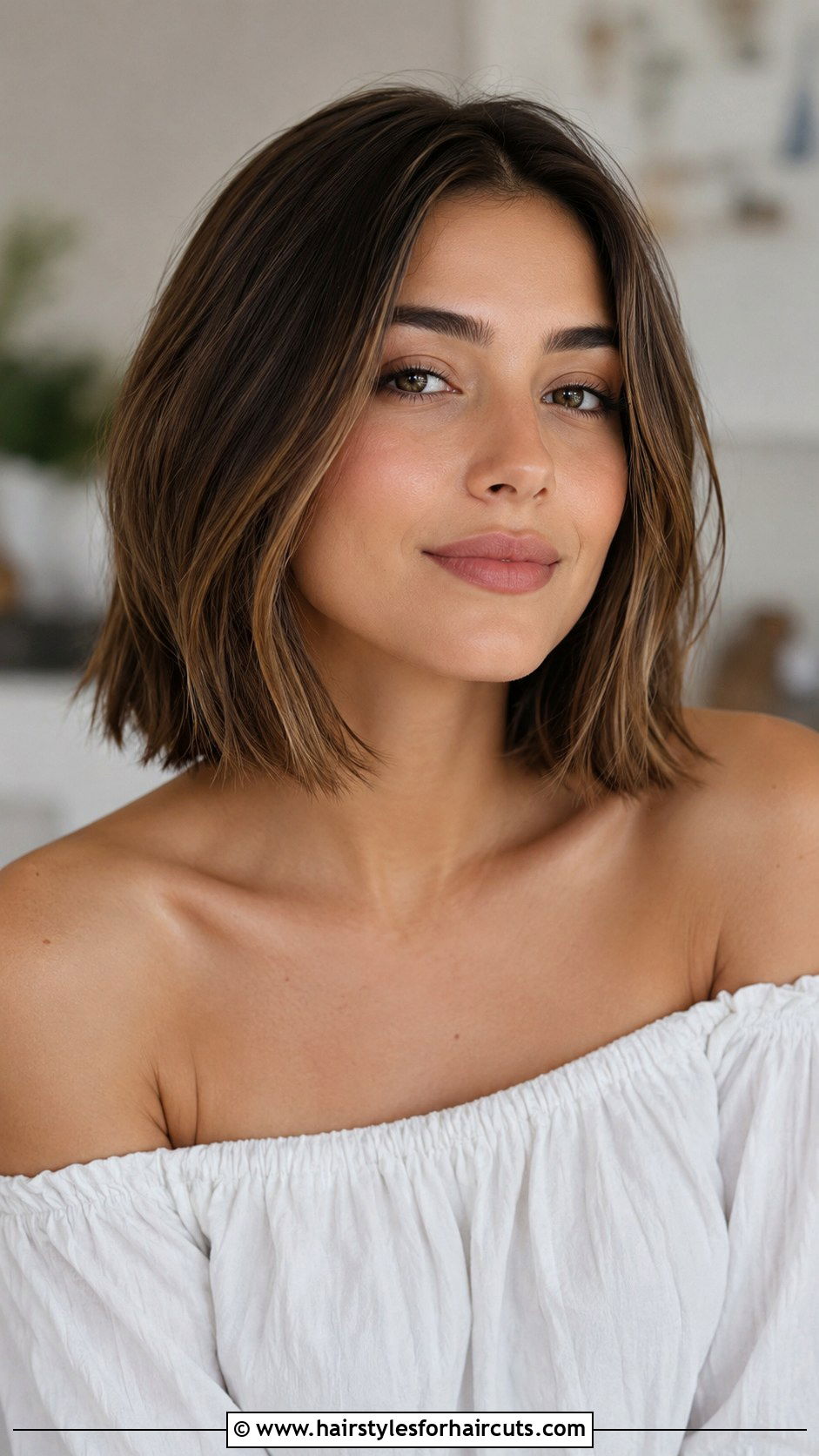 Collarbone Bob Haircut - 25 haircuts open today - 25 haircuts open today