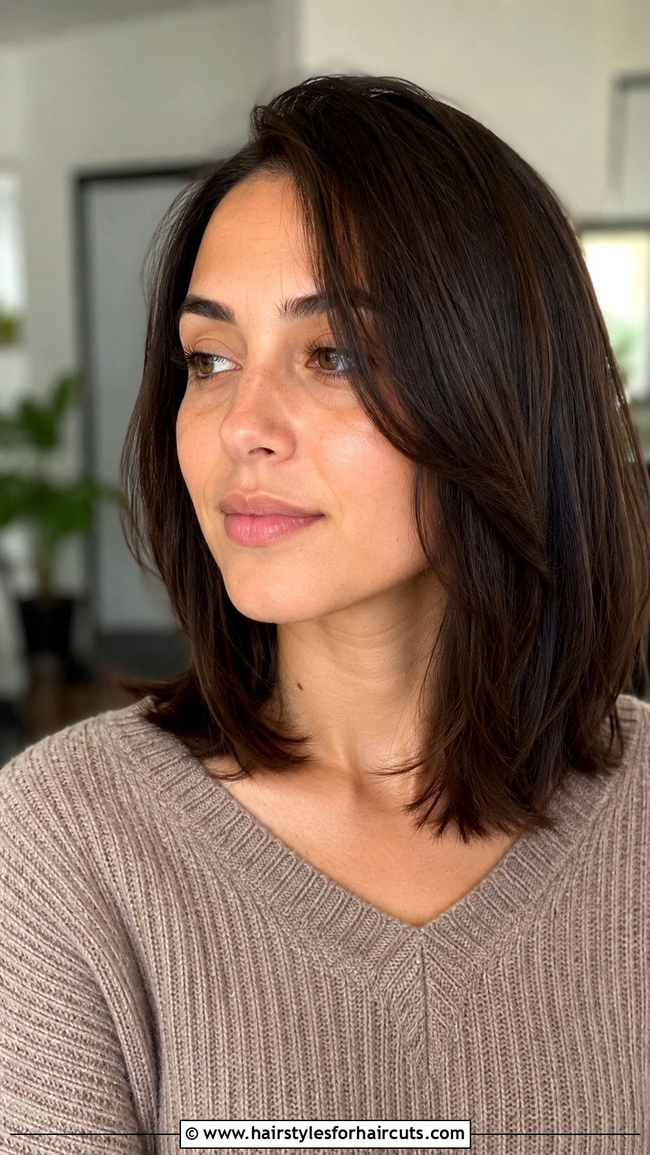 Collarbone Cut - 25 haircuts for thin hair female - 25 haircuts for thin hair female