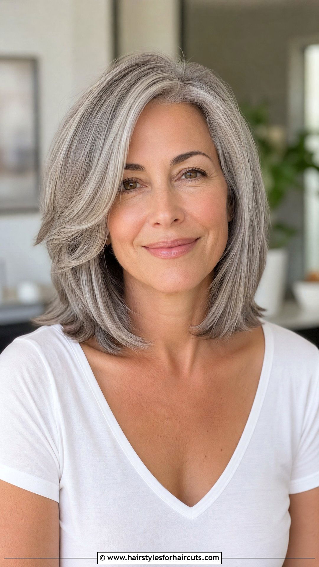 Collarbone Haircut For Gray Hair - 25 medium haircuts for gray hair - 25 medium haircuts for gray hair
