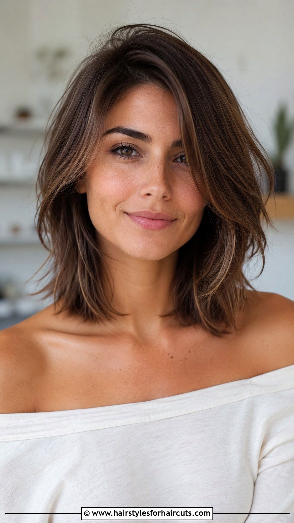 Collarbone Layered Haircut - 25 haircuts coral gables - 25 haircuts coral gables