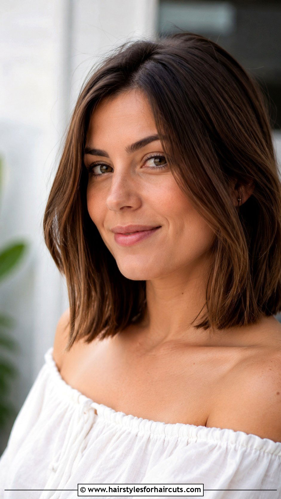 Collarbone Length Haircut - 25 medium short hairstyles for women - 25 medium short hairstyles for women