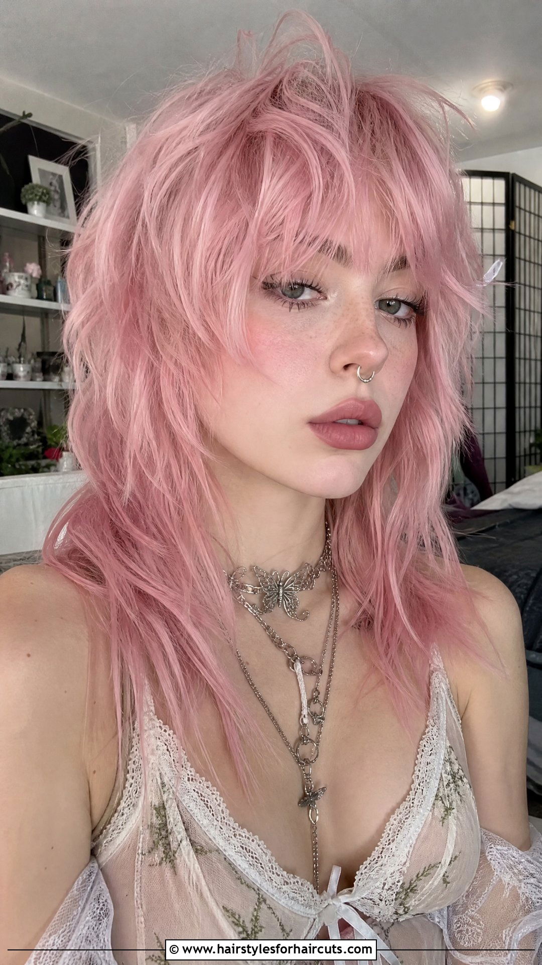 Cotton Candy Pink Wolf Cut - 25 pink hairstyles for medium hair - 25 pink hairstyles for medium hair