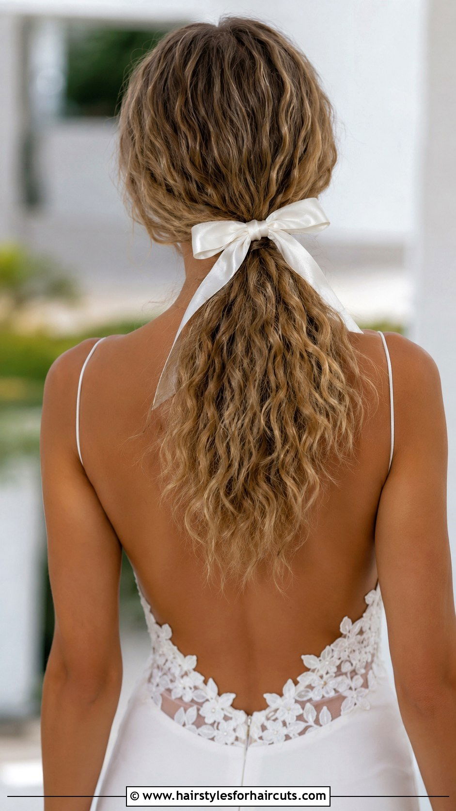 Crimped Low Ponytail With Ribbon - 25 crimping hairstyles for wedding - 25 crimping hairstyles for wedding
