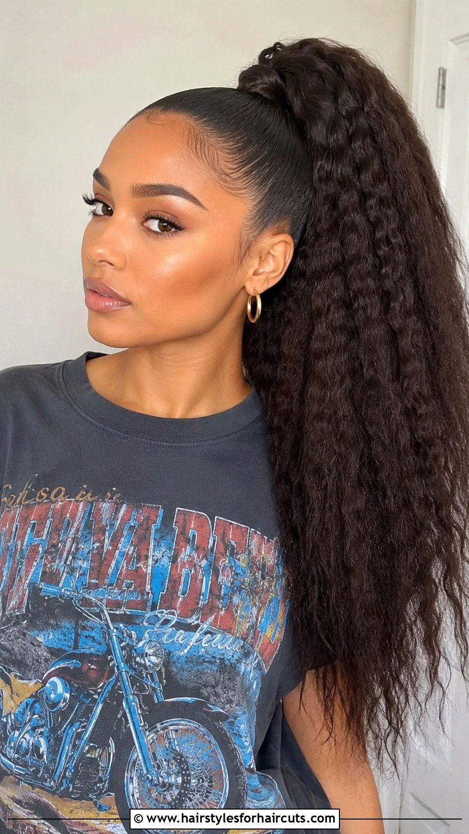 Crimped Ponytail - 25 80s hairstyles for women - 25 80s hairstyles for women