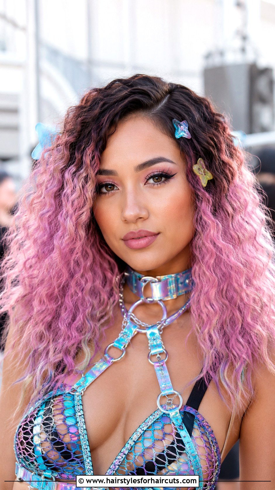 Crimped Waves Medium Hair - 25 medium length hair concert hairstyles - 25 medium length hair concert hairstyles