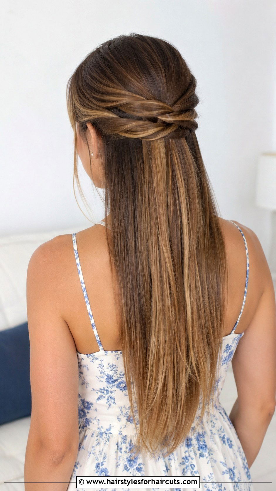 Criss Cross Half Up Half Down Straight Hair - 25 aesthetic rubber band hairstyles straight hair - 25 aesthetic rubber band hairstyles straight hair
