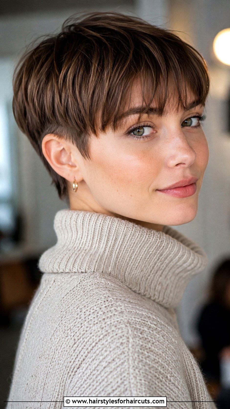 Cropped Cut With Bangs - 25 older women hairstyles - 25 older women hairstyles