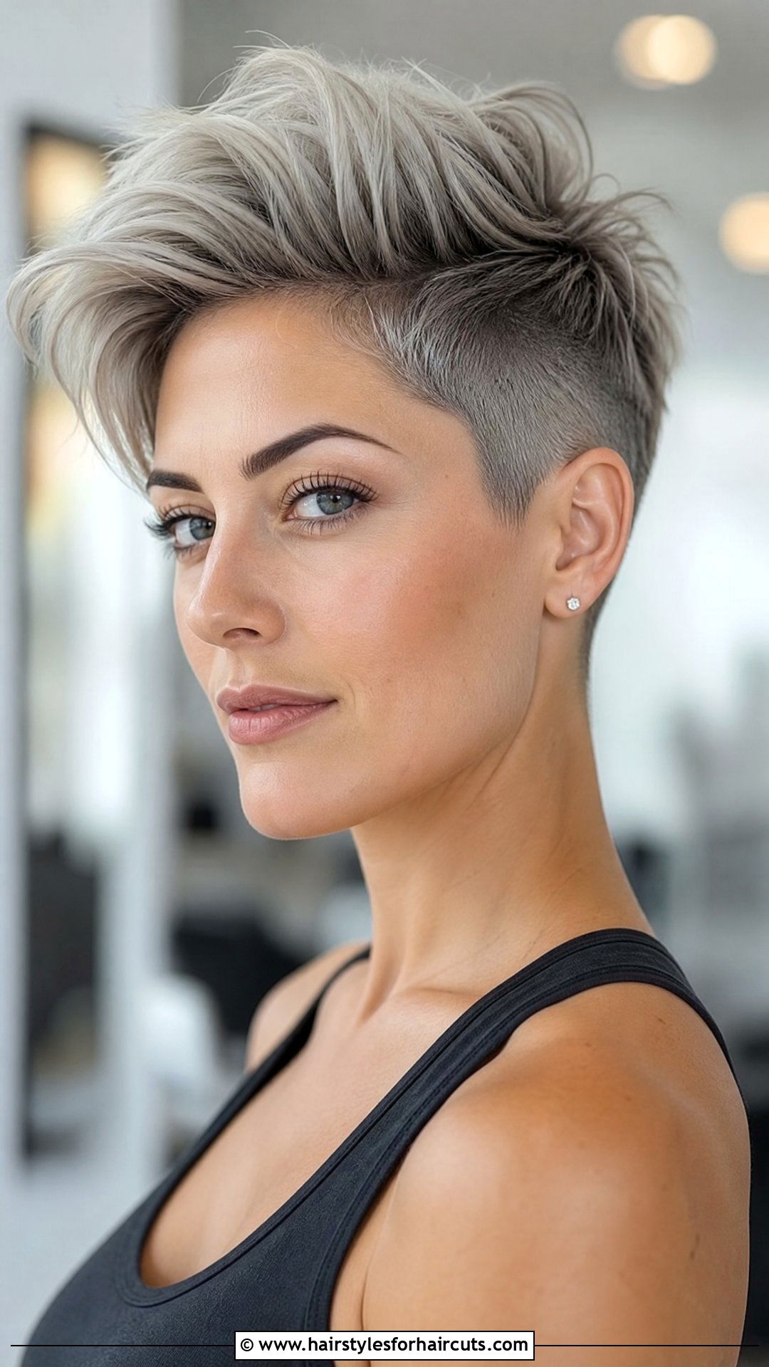 Cropped Pixie With Undercut - 25 good haircuts for thinning hair women - 25 good haircuts for thinning hair women
